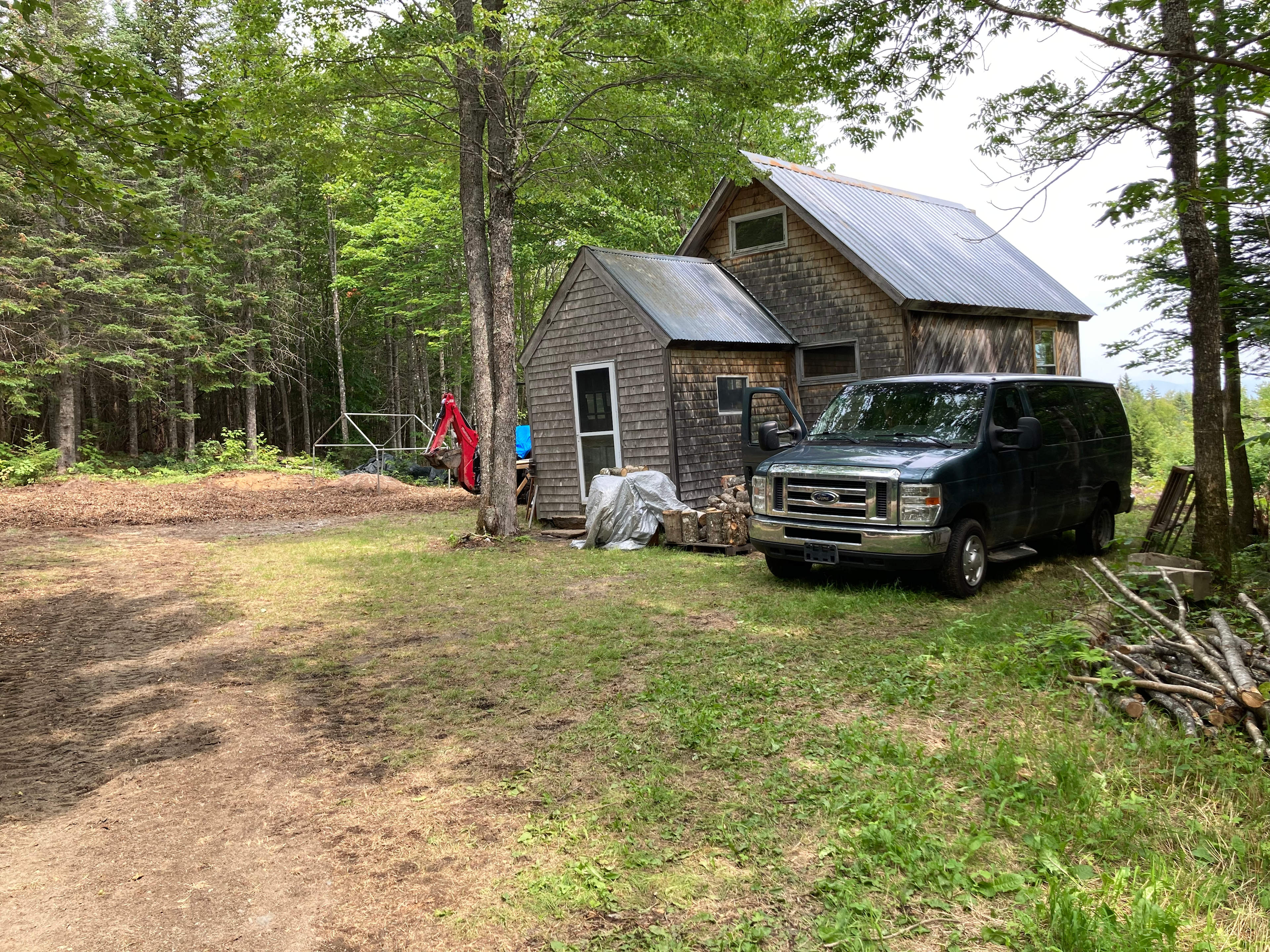 Saddleback Base Camp