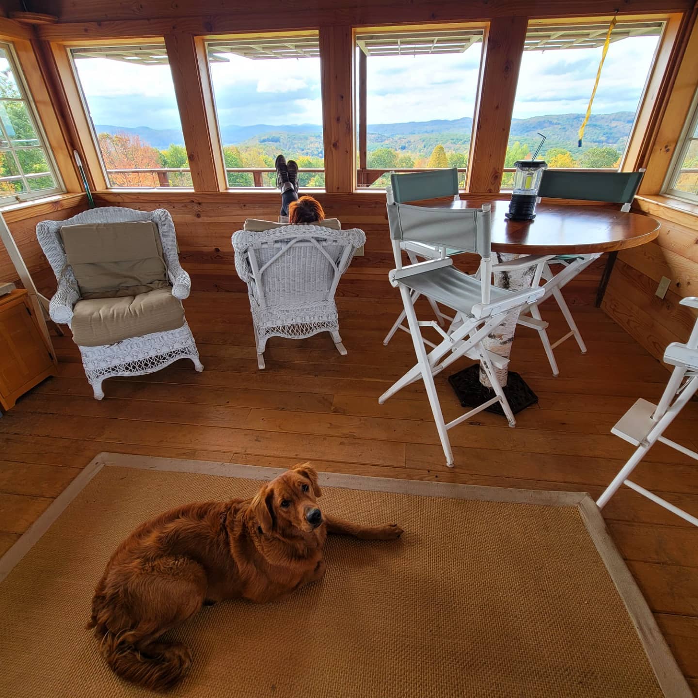 Slateville Lookout & Cabin Retreat