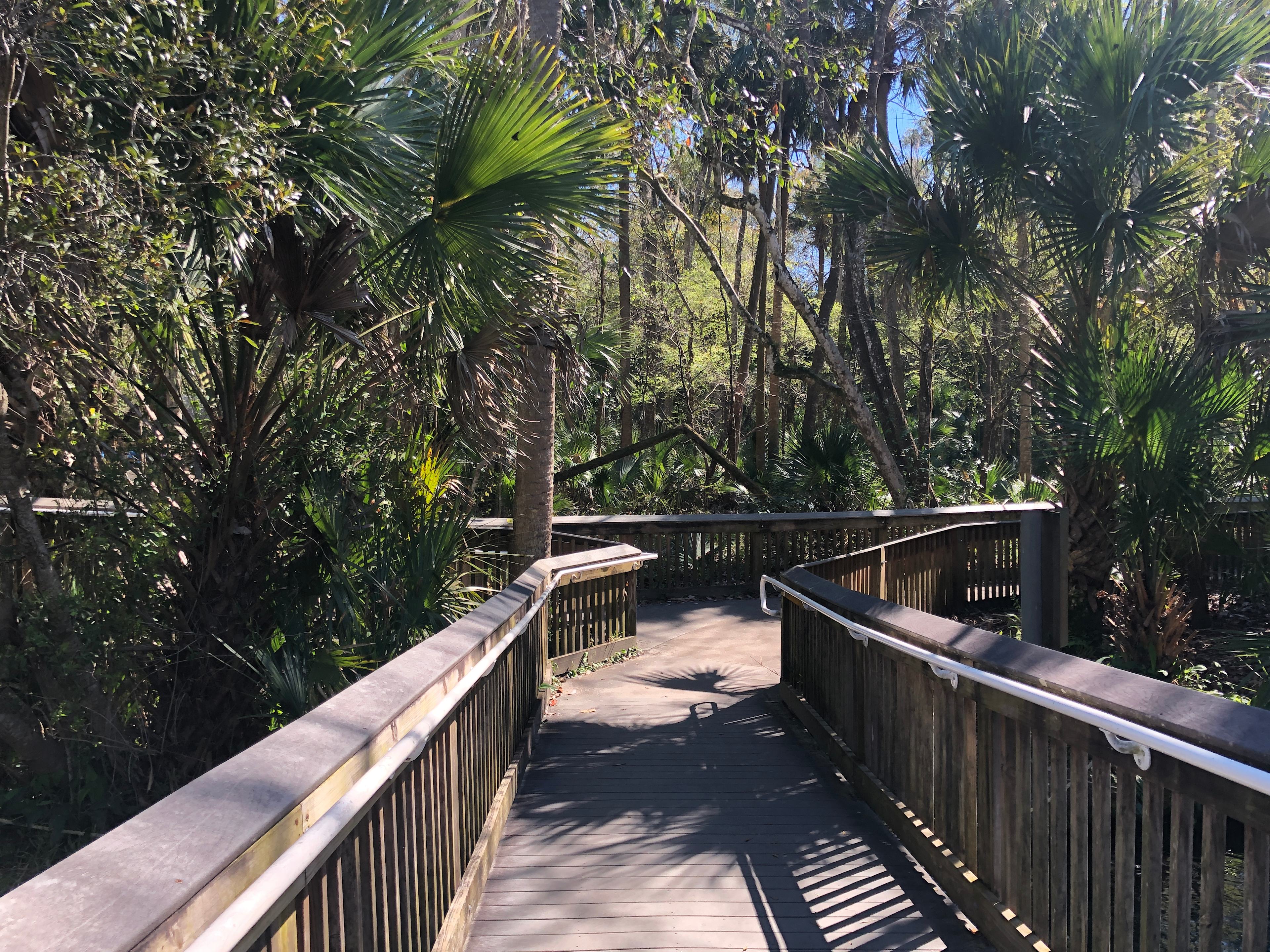 Circle b bar preserve