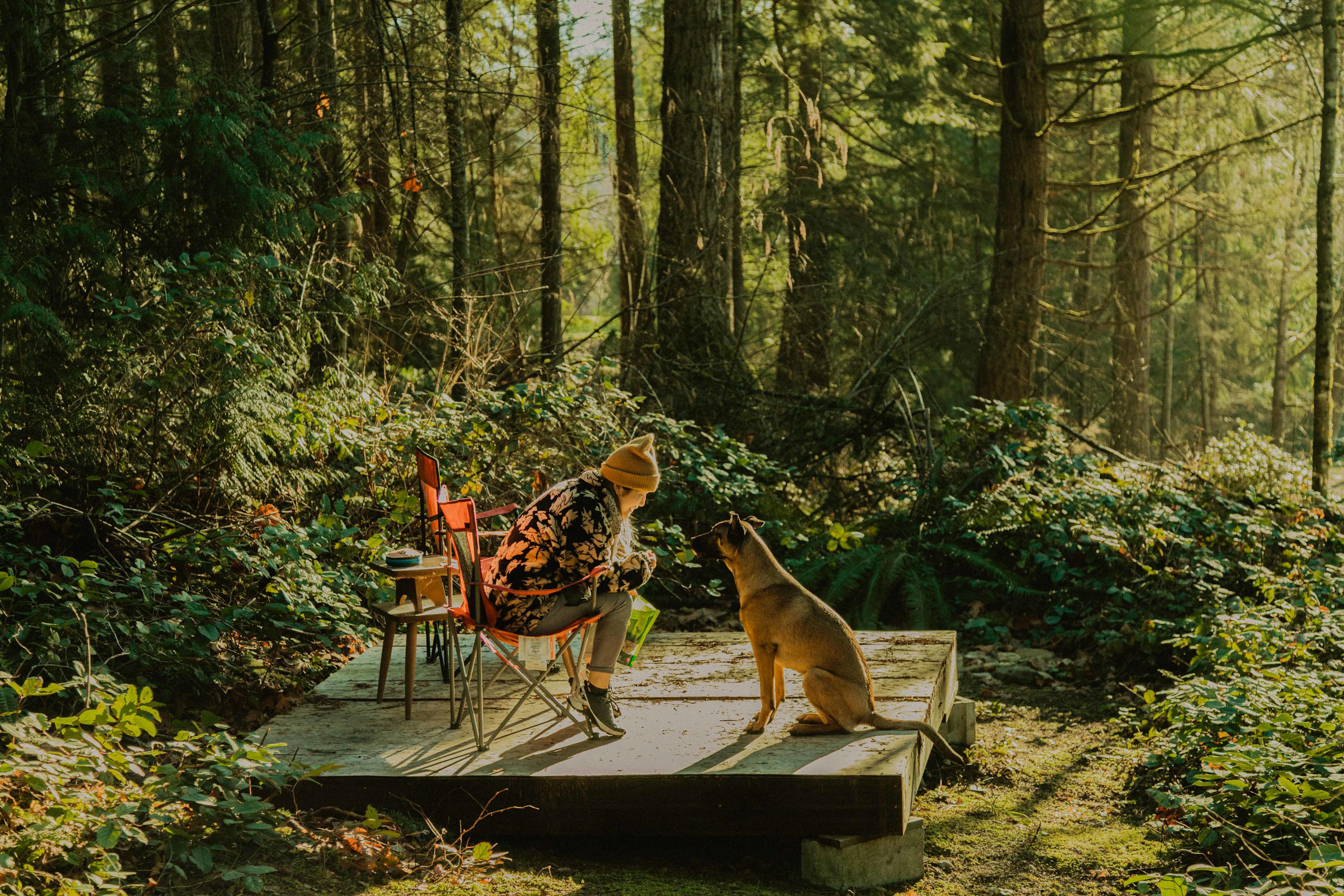 Another cute area for lounging - the chairs and table was already set up. This pad could also be used for a small tent. Gorgeous morning light.