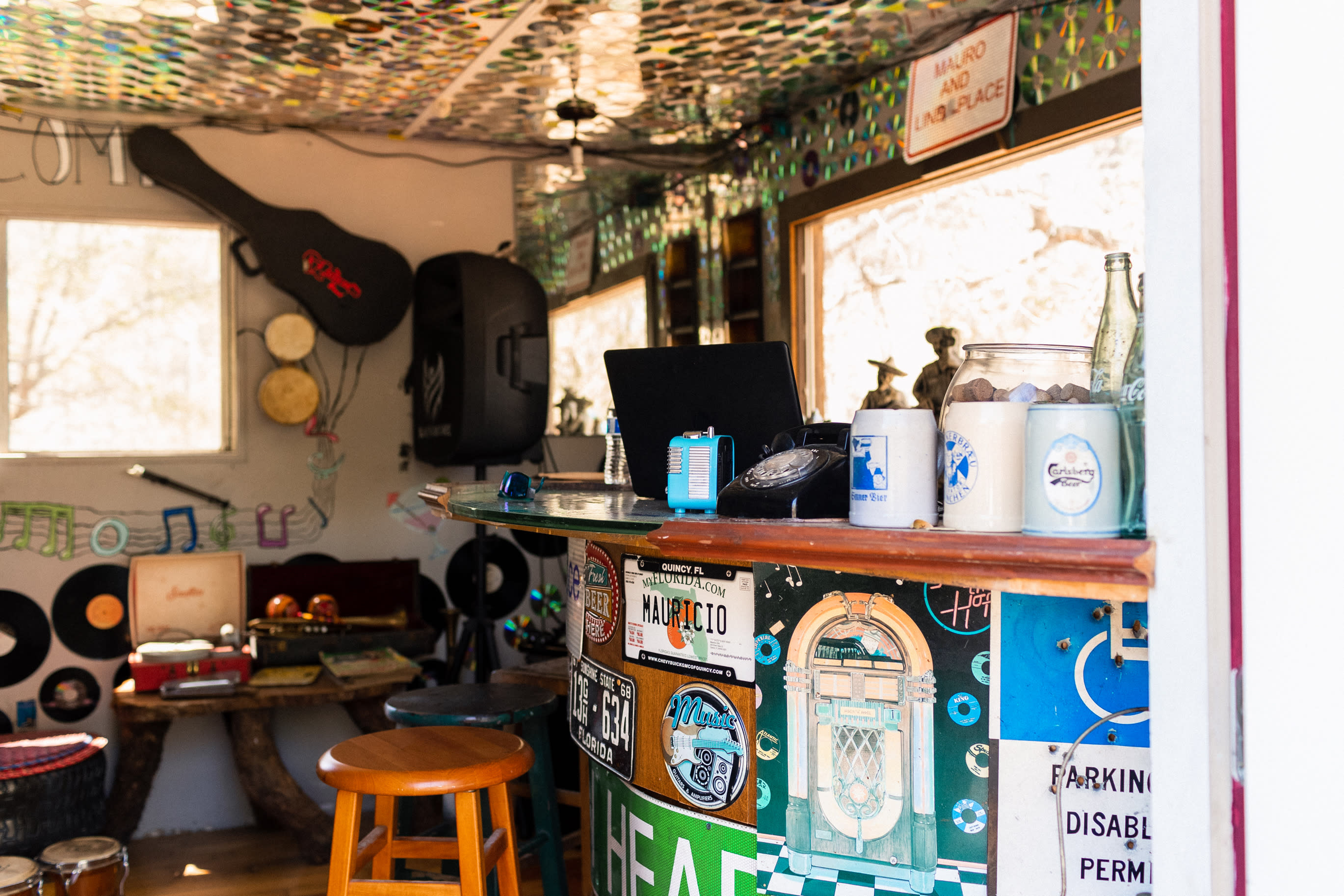 Lina & Mao's Paradise