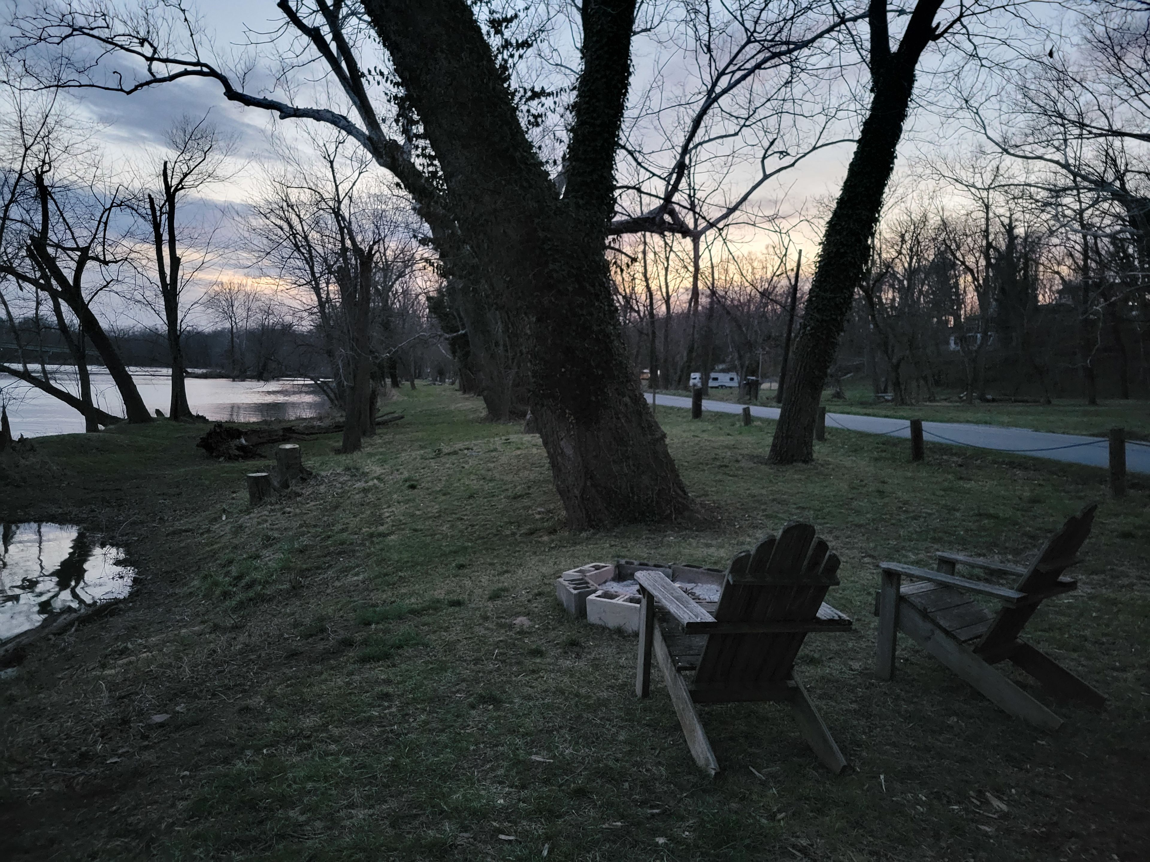 Peaceful sunset early March 2022.