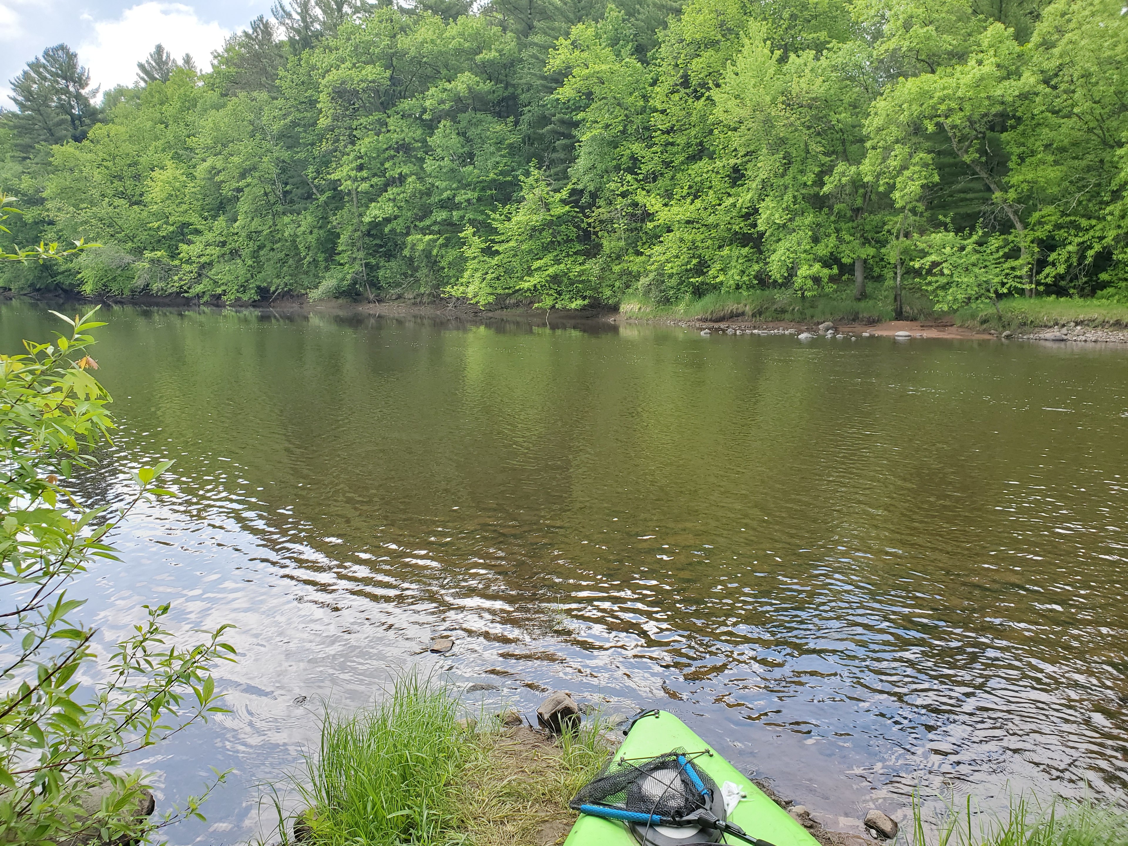 Relaxing River Cabin with Kayaks