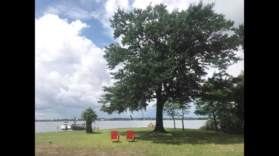 Sunset Cove on the Neuse River