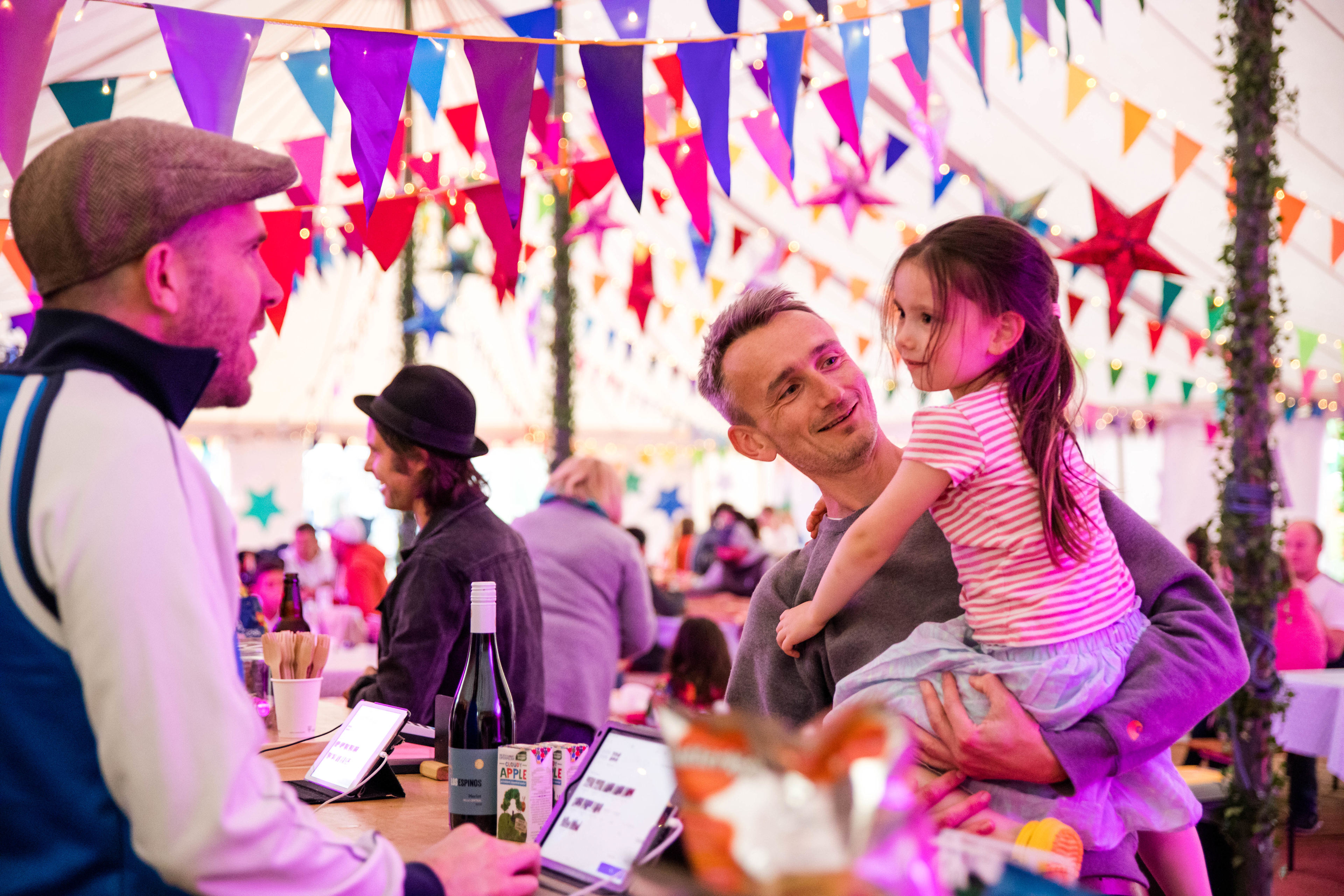 Welcoming cafe bar with live music every e