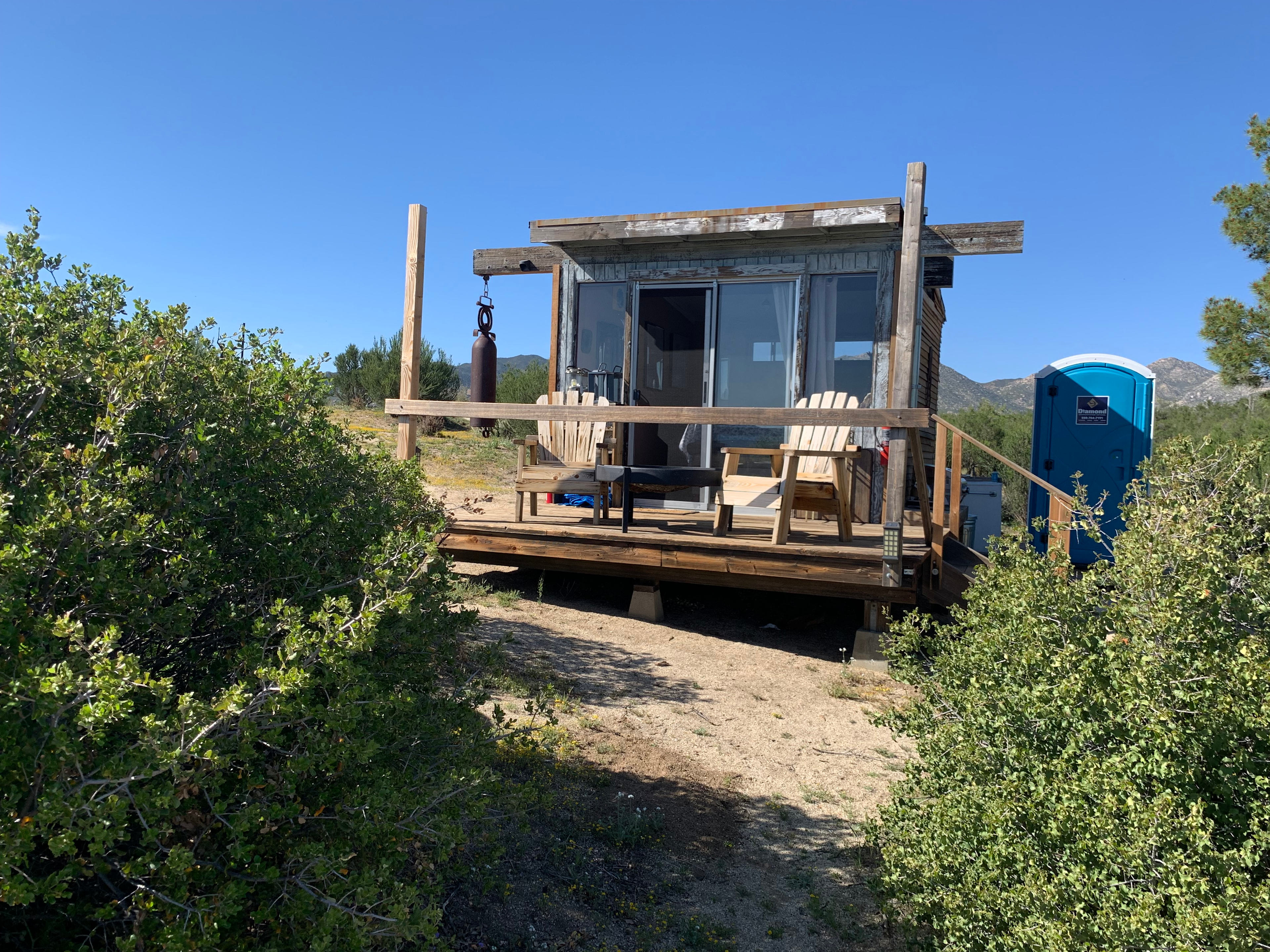 Clara Vista High Desert Retreat