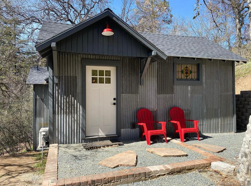 Three Falls Ranch Guest Cabin