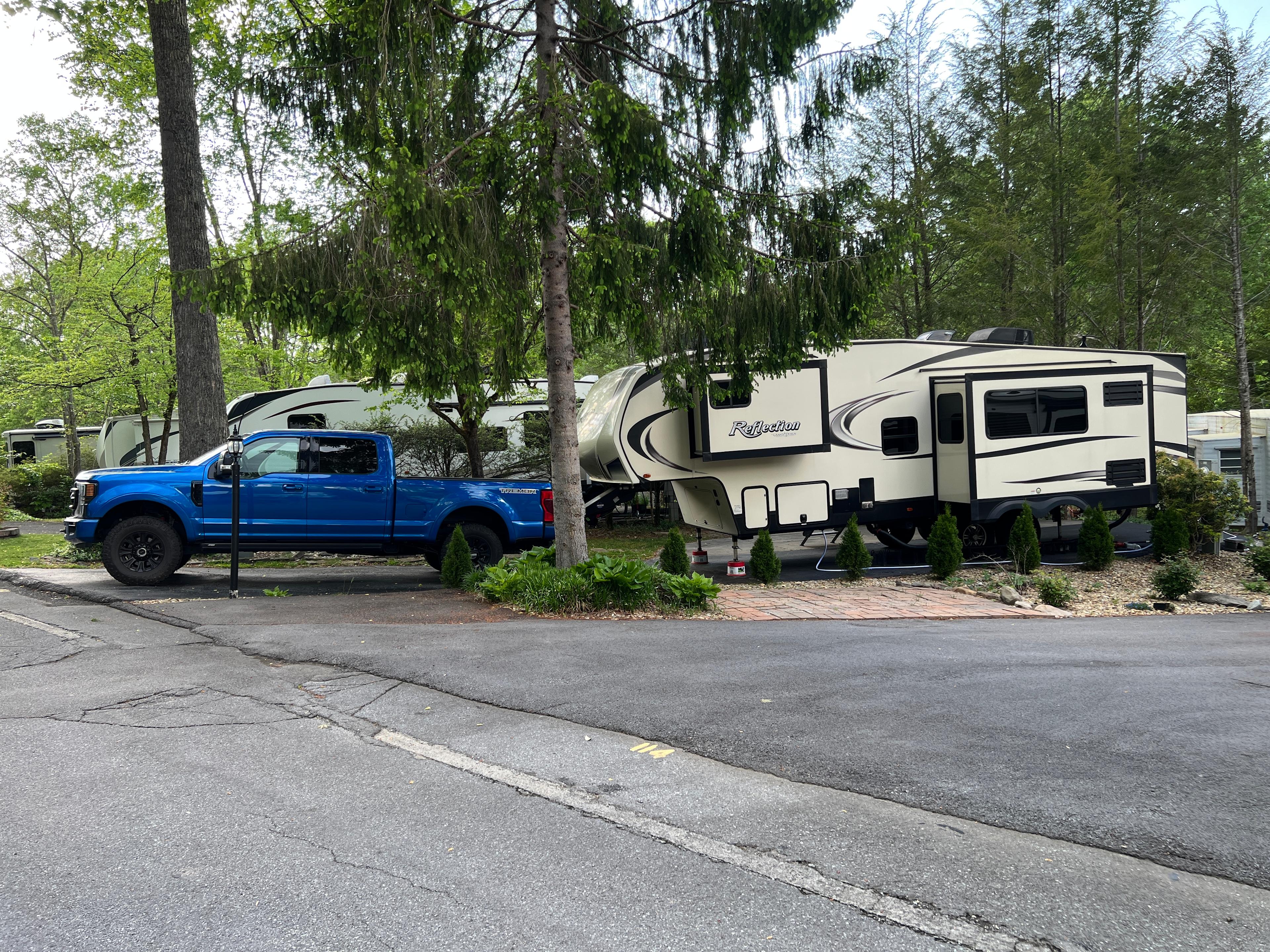 Crow's Landing RV Site Gatlinburg