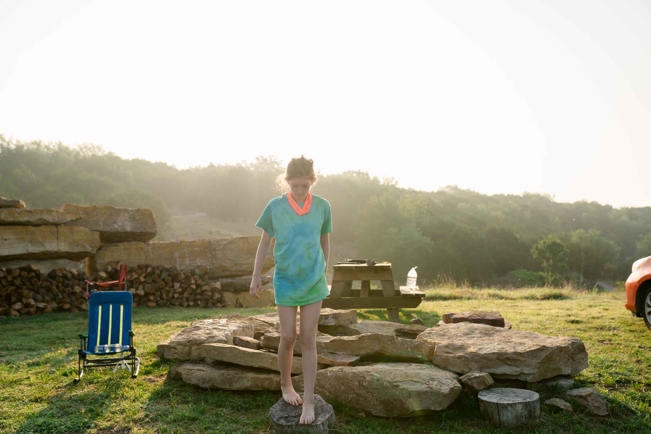 The fire pit is huge! We were sad we weren't able to have a fire due to the high winds and dry conditions.