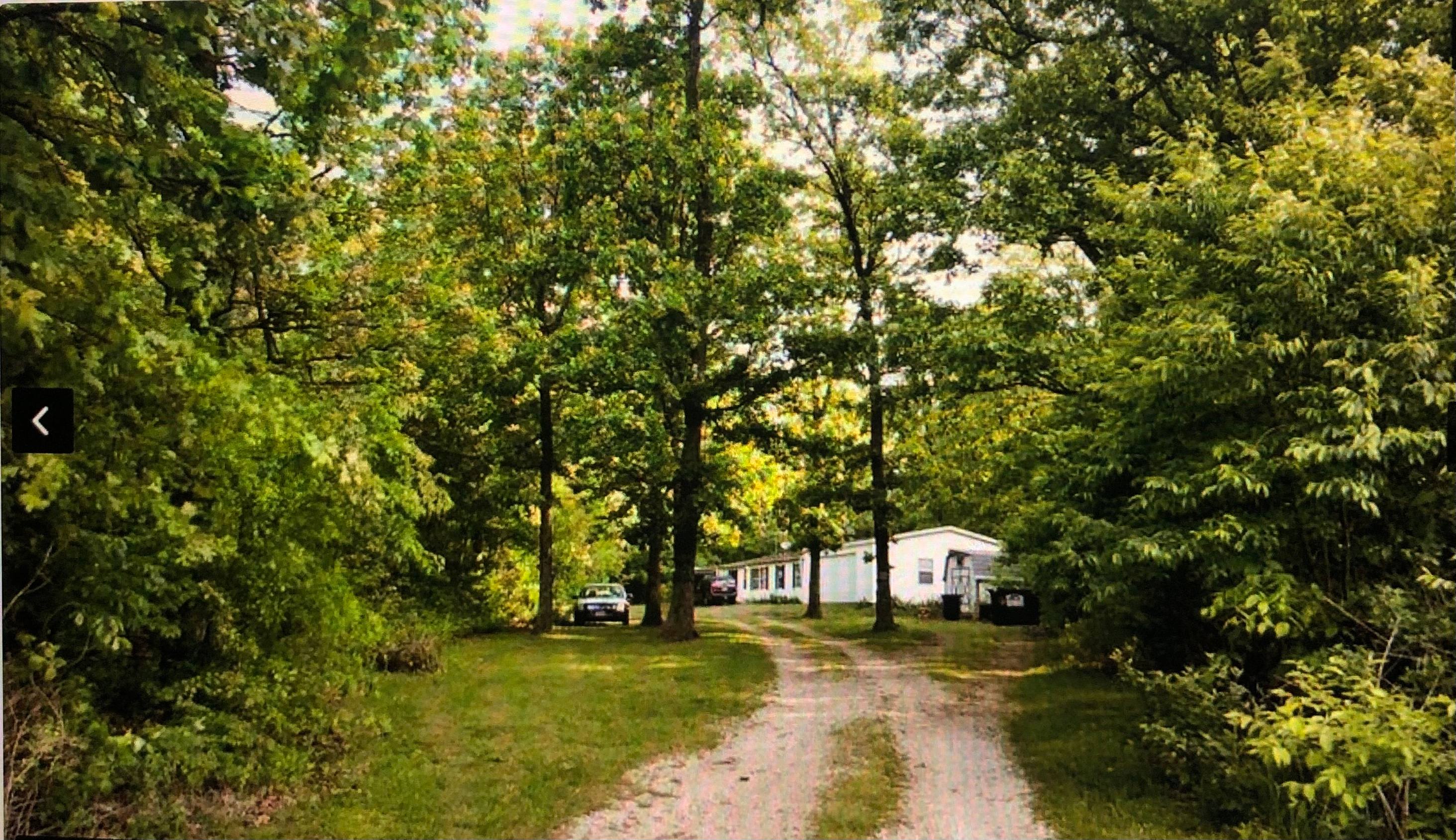 Driveway up to the property.