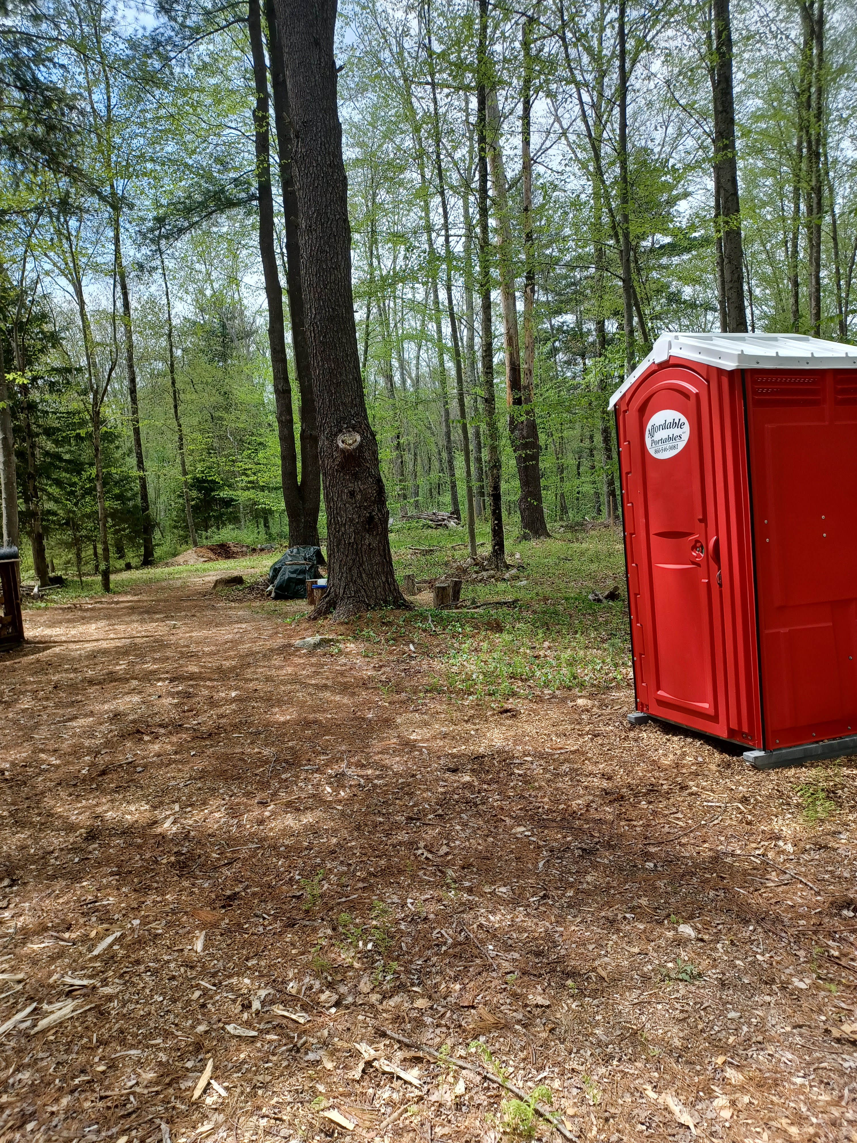 Clean porta-pot facility