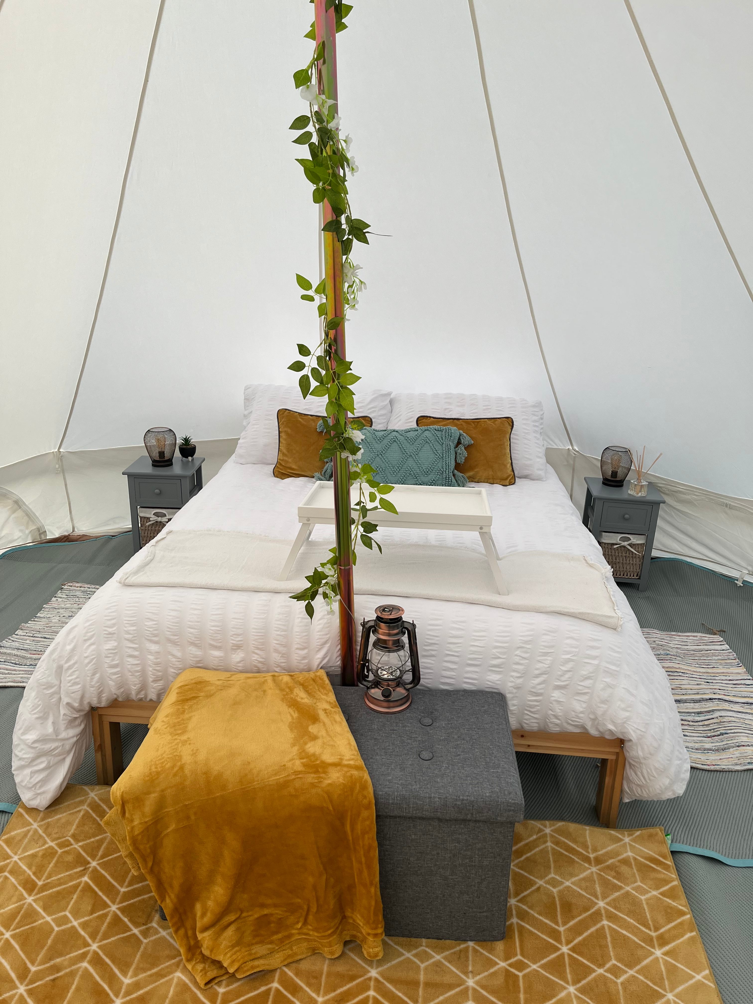 5M Deluxe bell tent interior