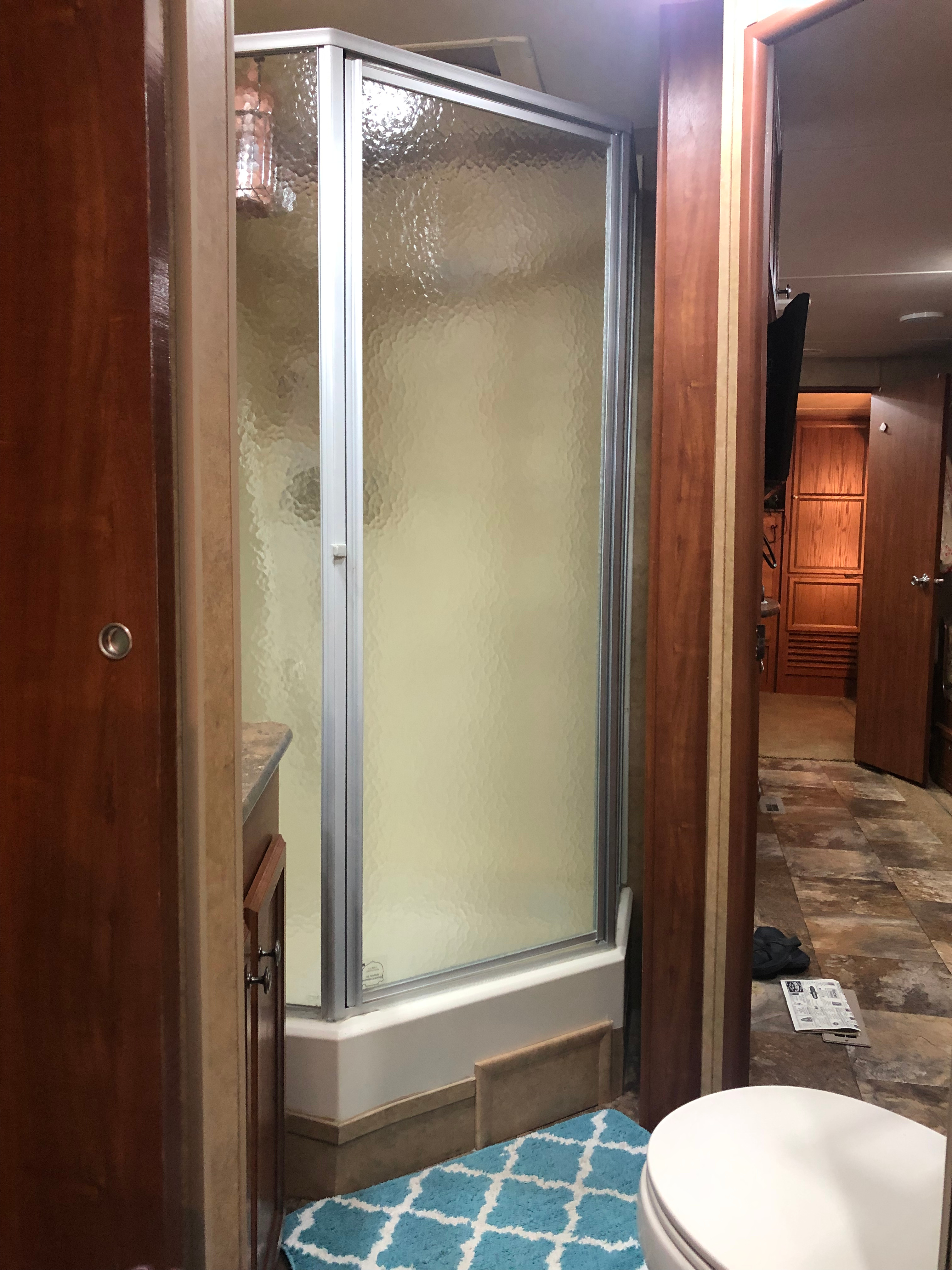 Riverside-Glamping on the New River