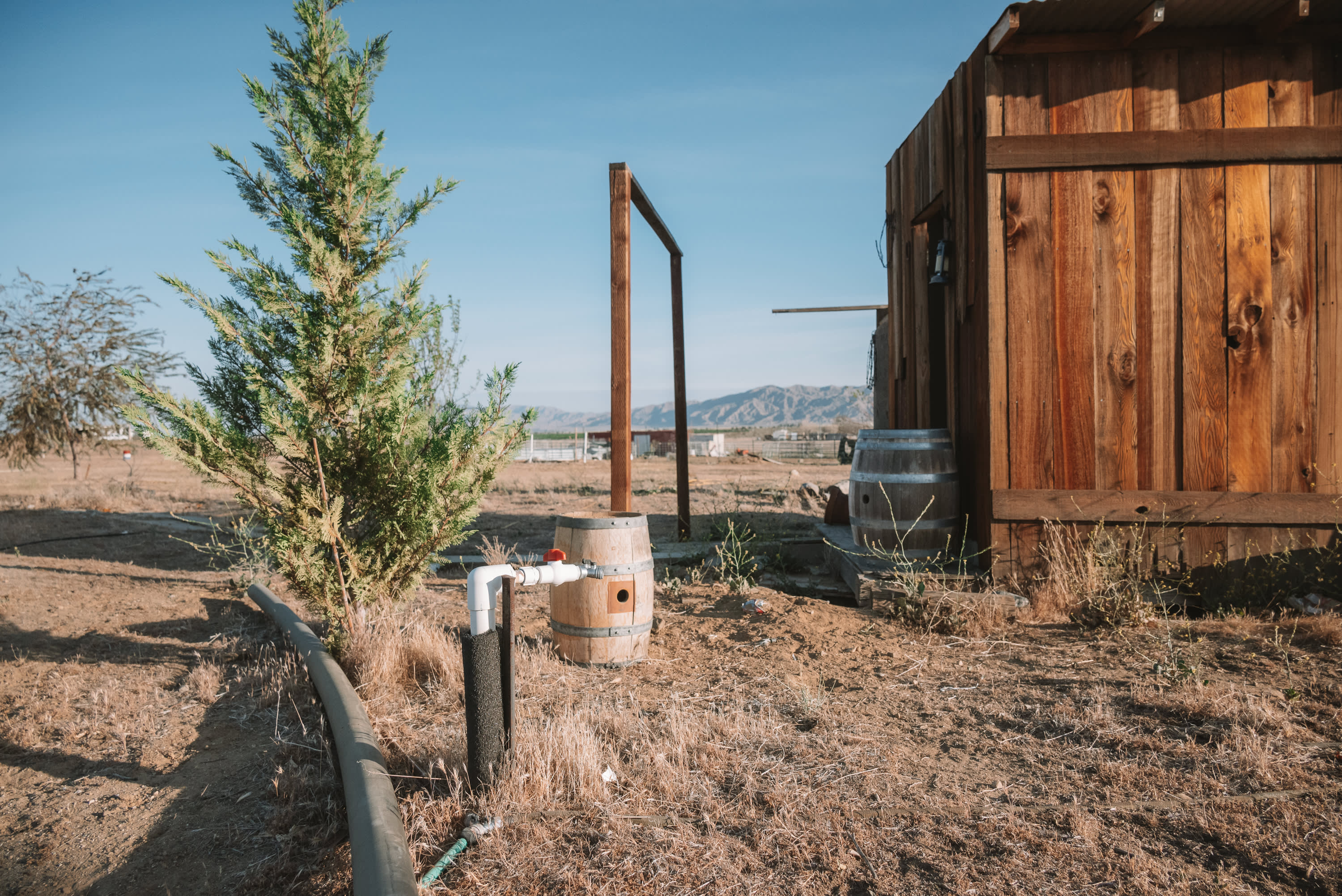 Water hookups all around site. 