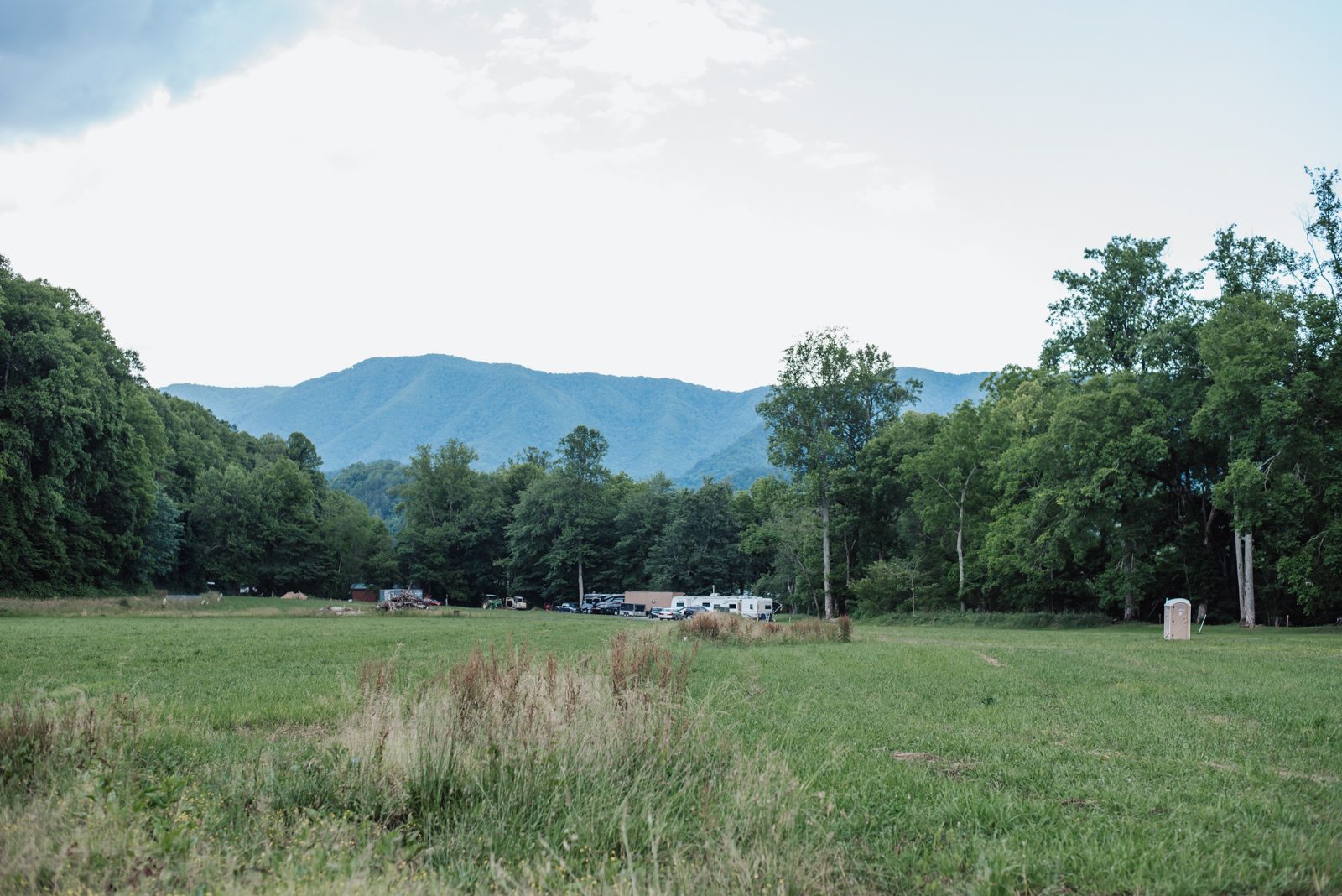 Mountain Riders Riverfront Camping