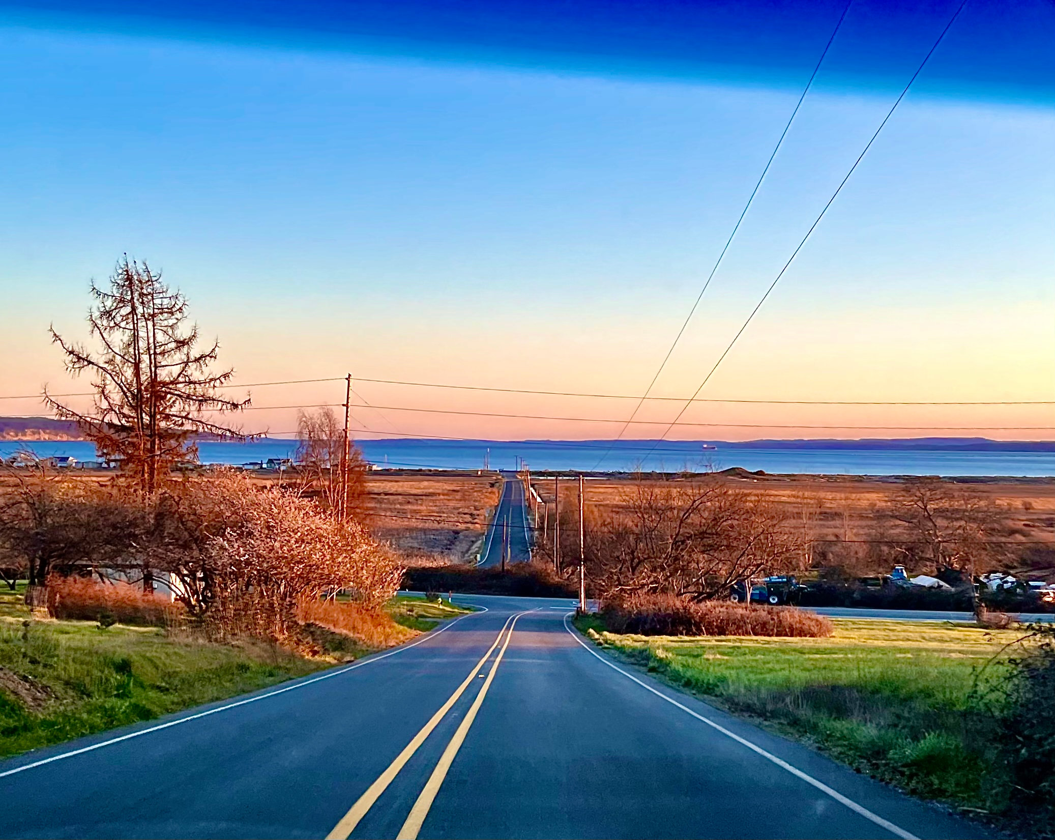 Walking distance to the beach, just down Keystone hill!