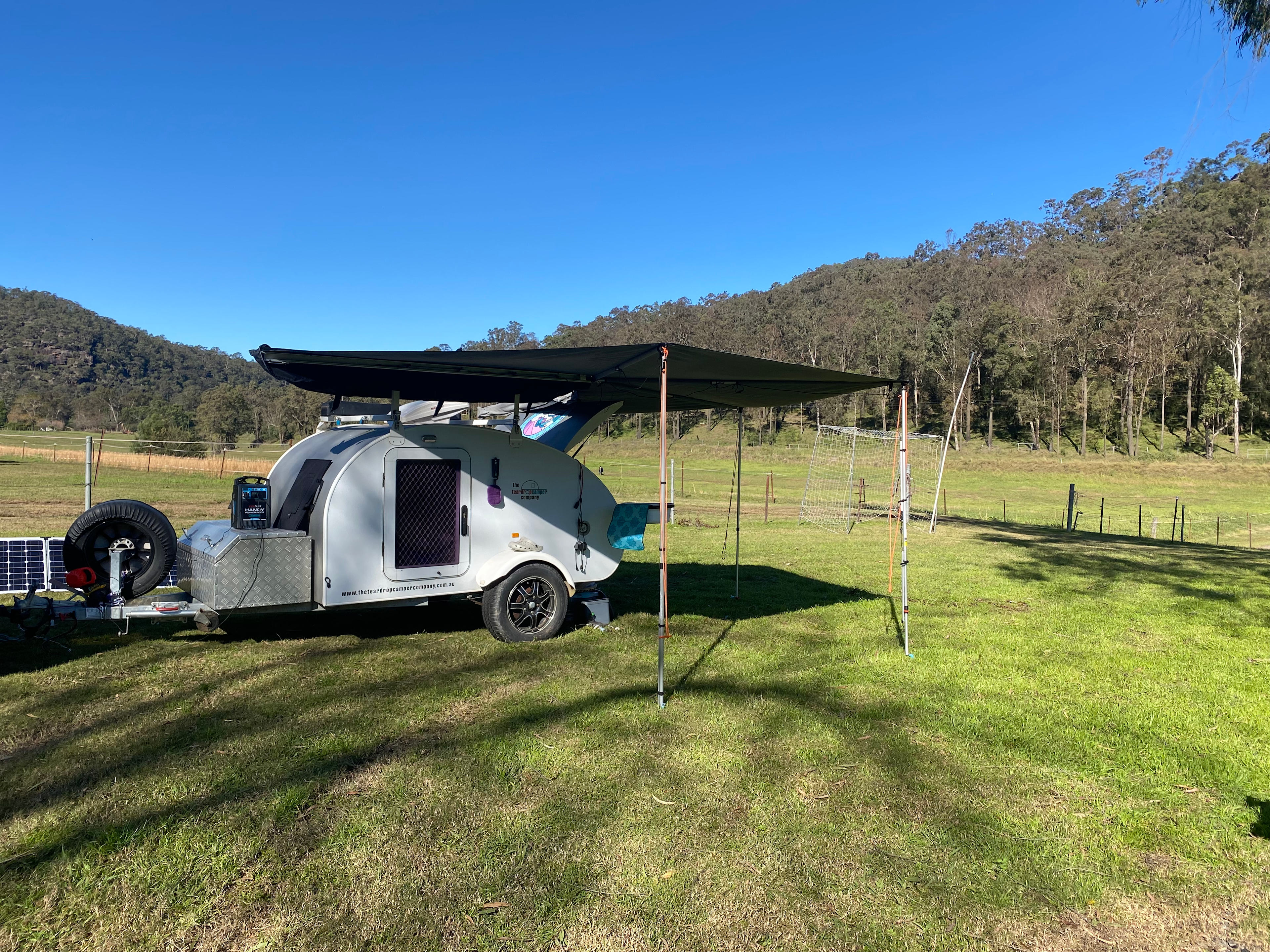 "DeView" Colo River Camping