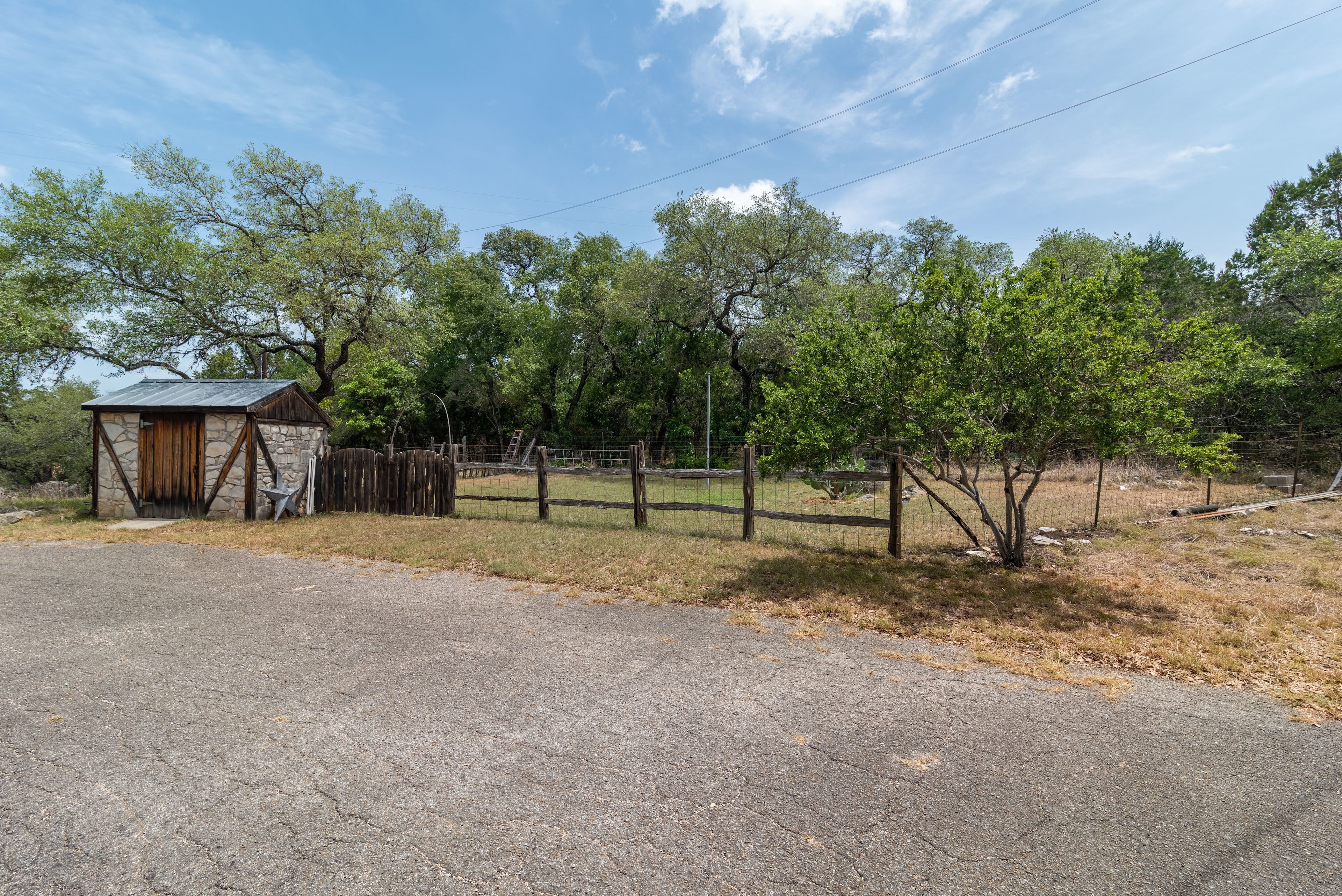 This area is for tent camping. It is closed in with fencing. 