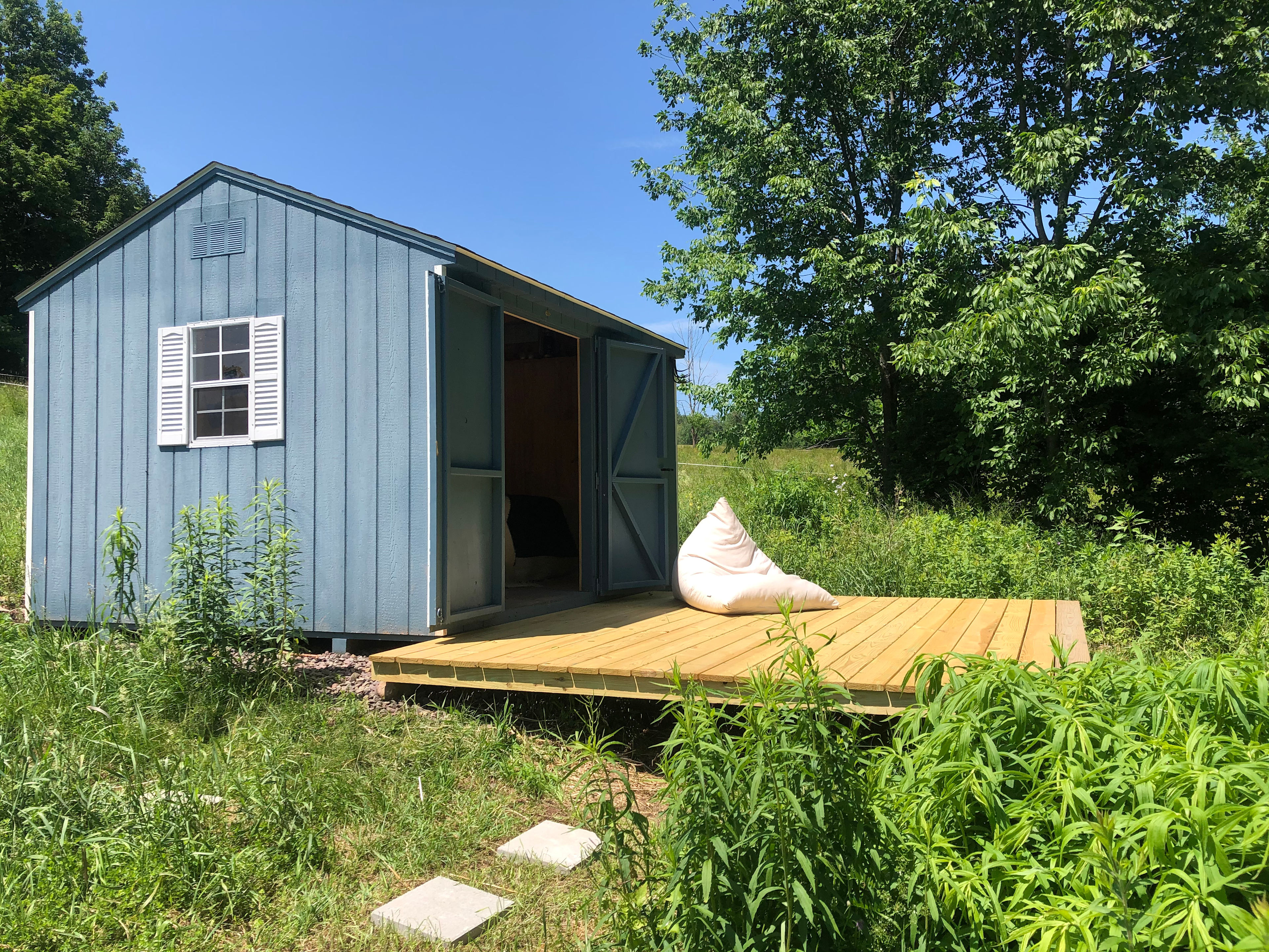 Red Rock Off-Grid Cabin