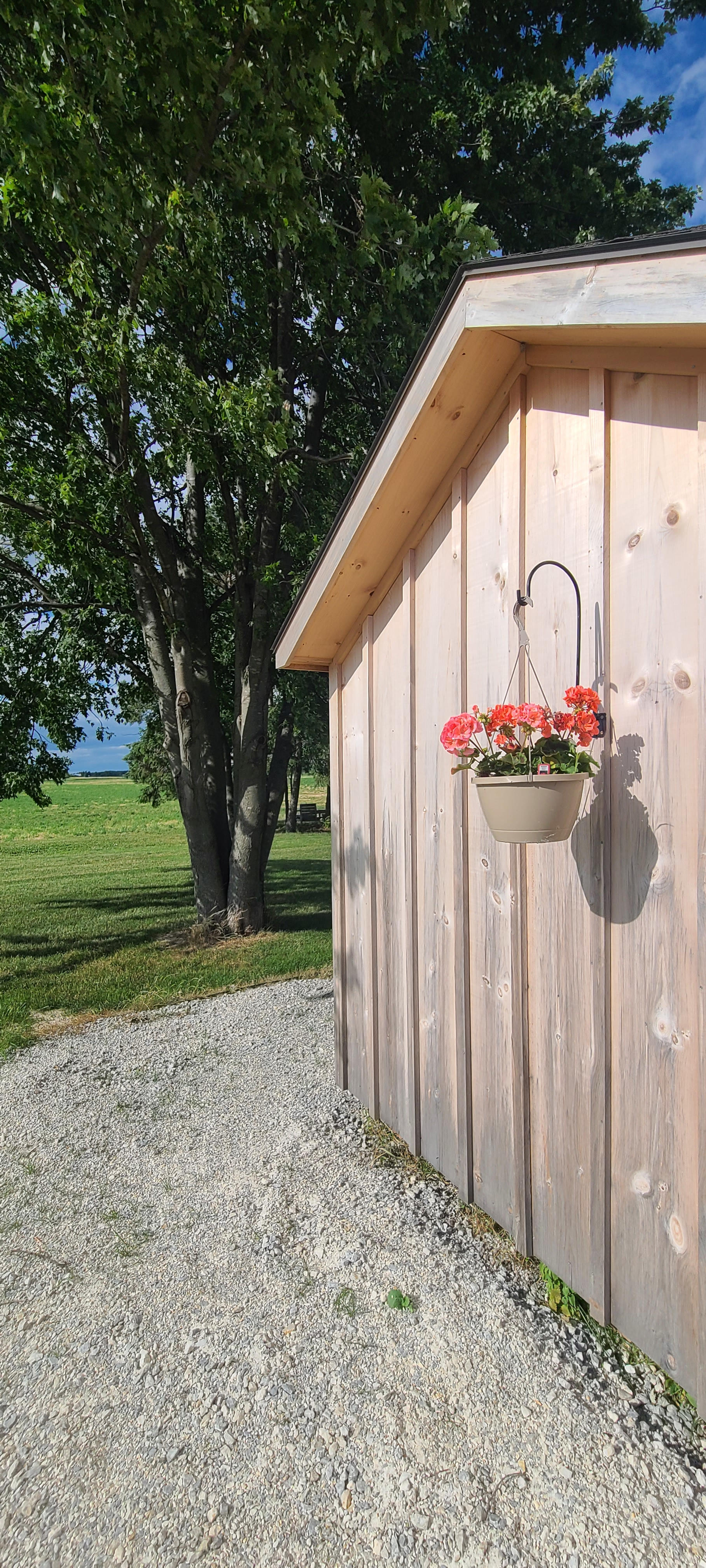 Crossroads Country Cabins & Camping