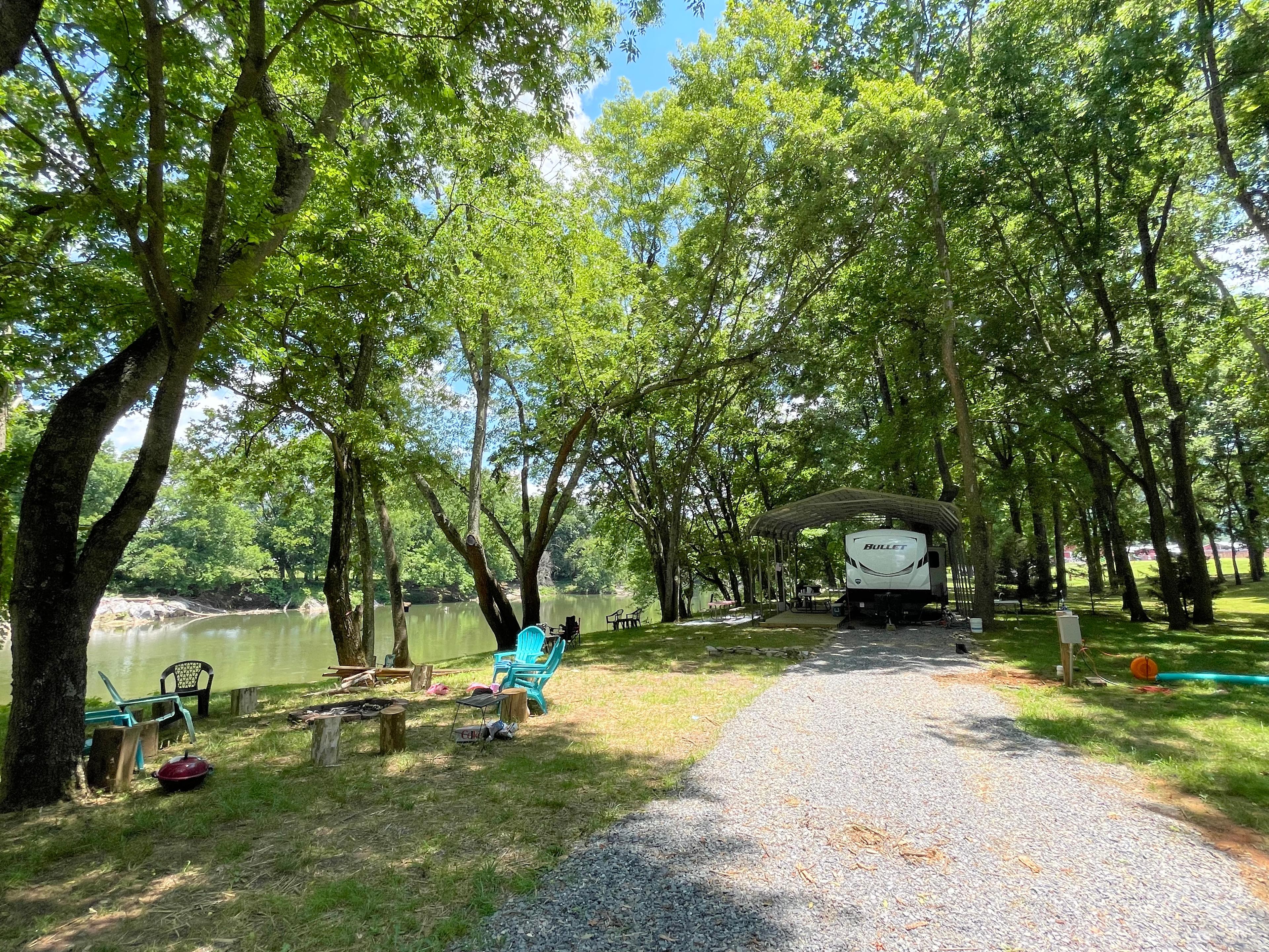 Ayoka Nolichucky Riverfront
