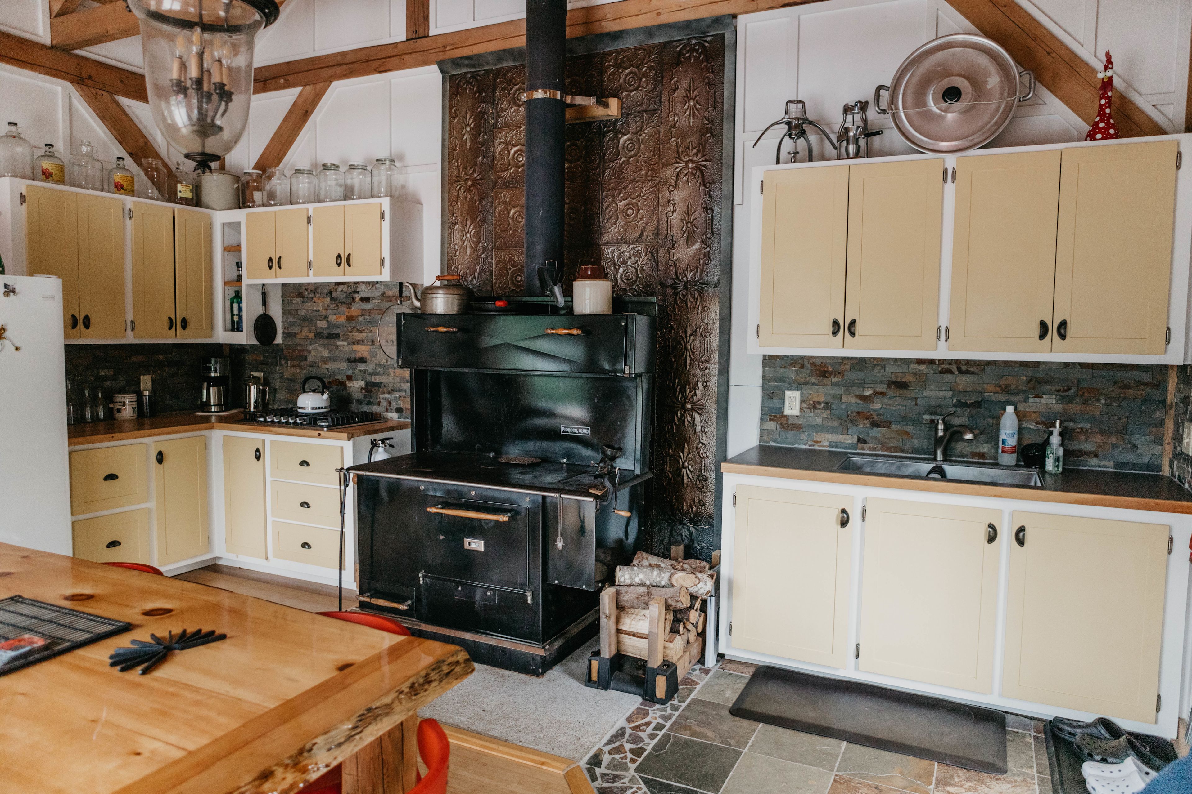 The centrepiece of the kitchen is this beautiful old Pioneer Maid stove