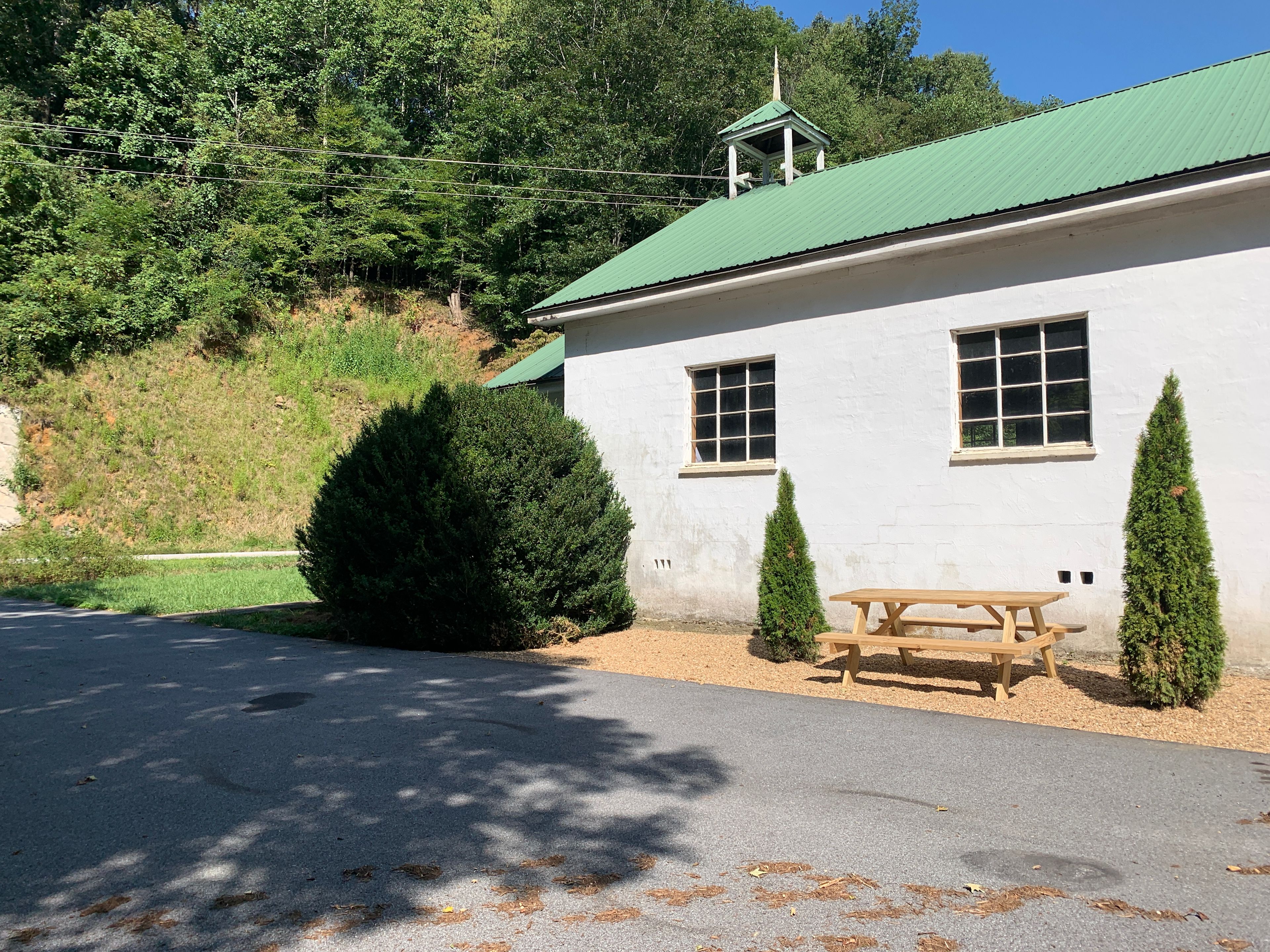 Private lot w/a babbling brook