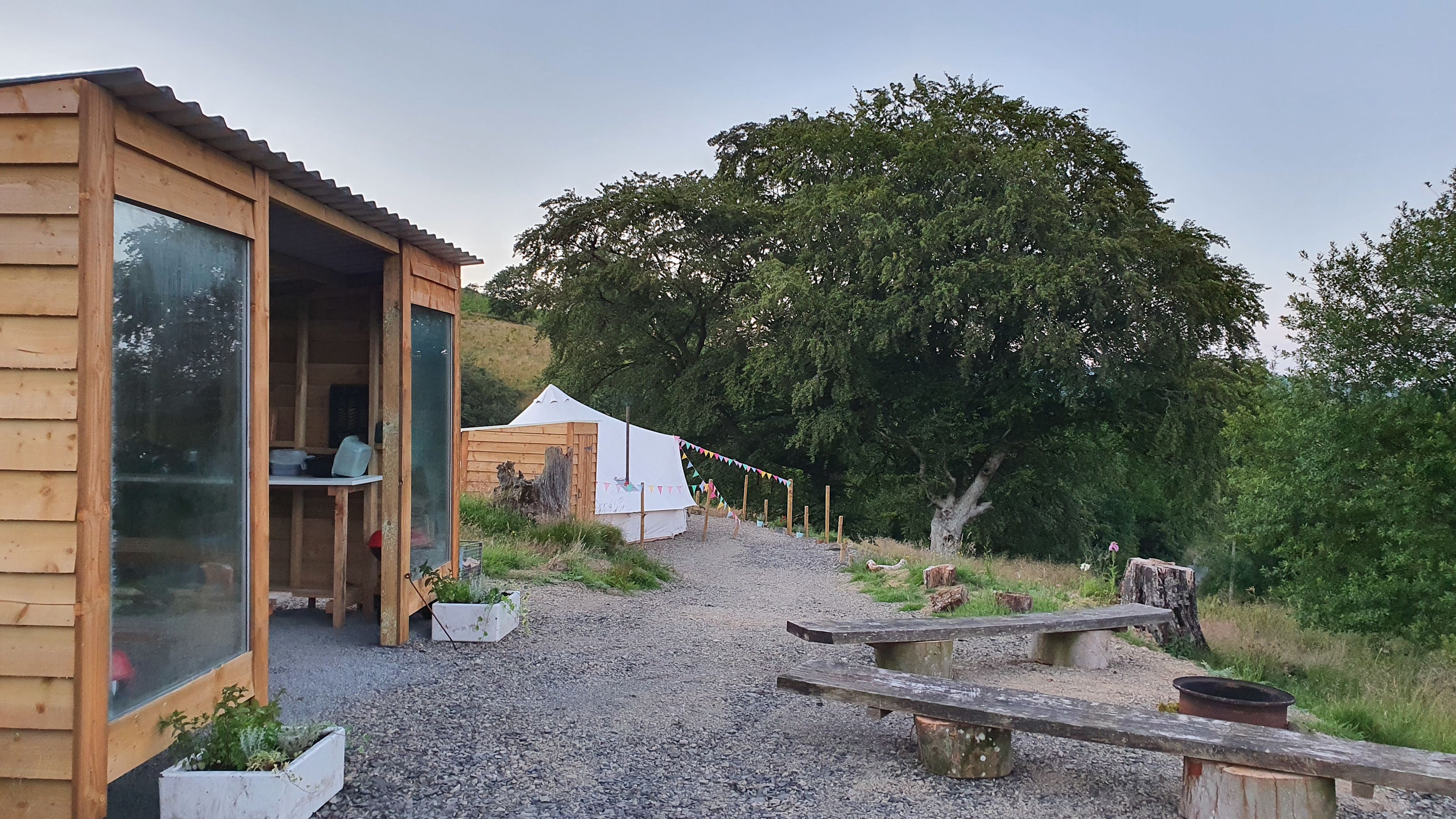 Calon Y Goedwig Glamping