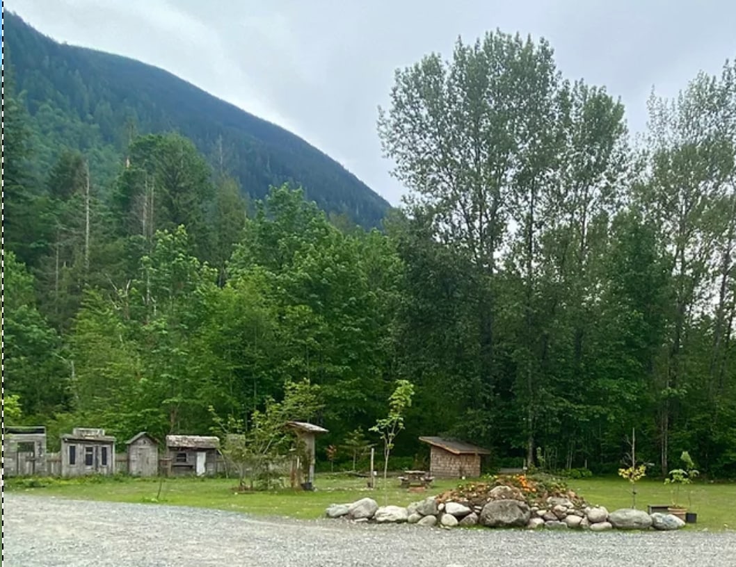 Tamihi Meadows Cabins & RV Park