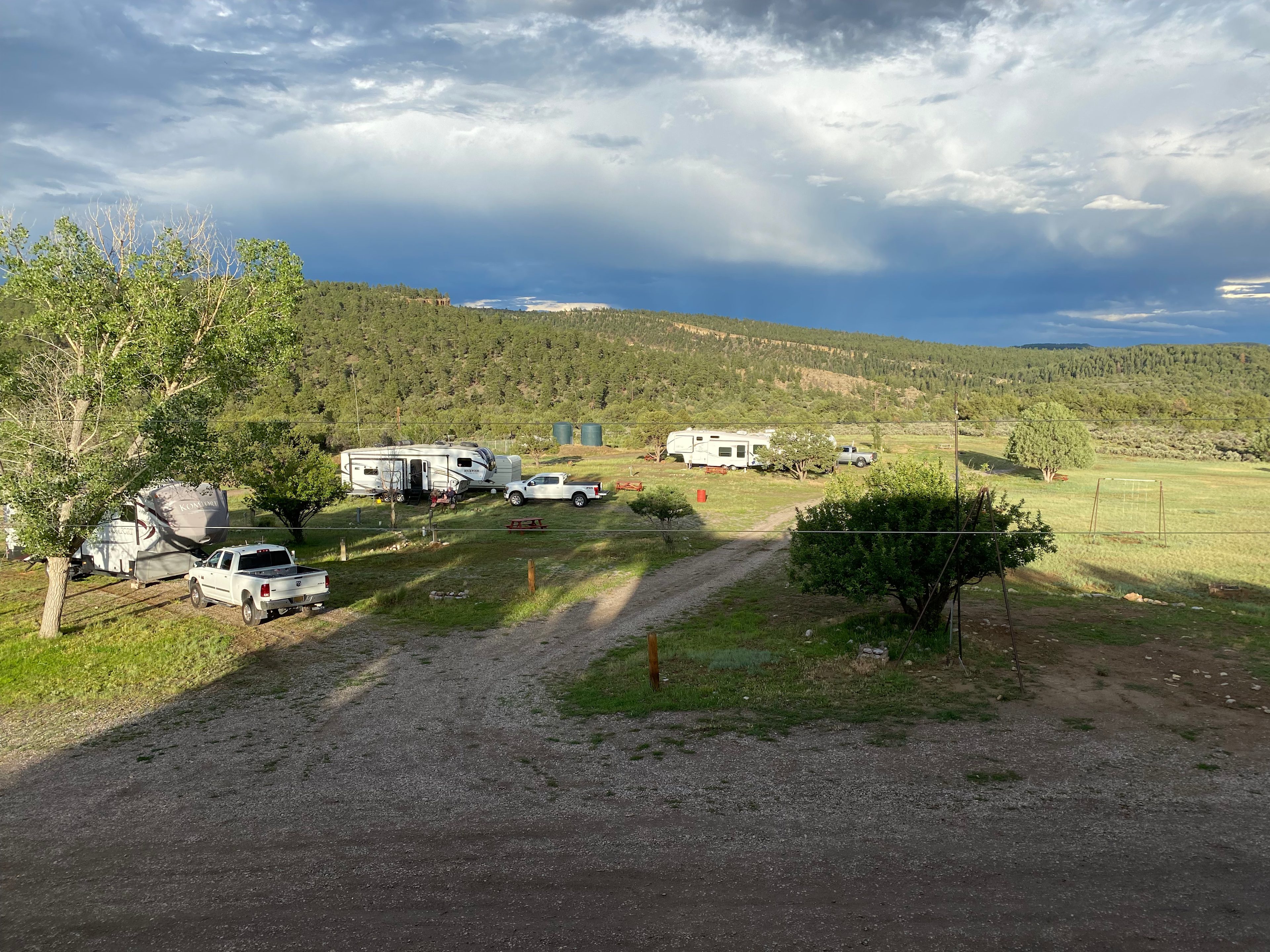 Stone House Lodge & RV