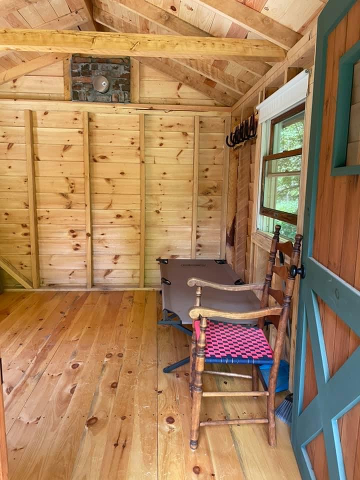 Wilderness Pond Cabin :Off-the-grid