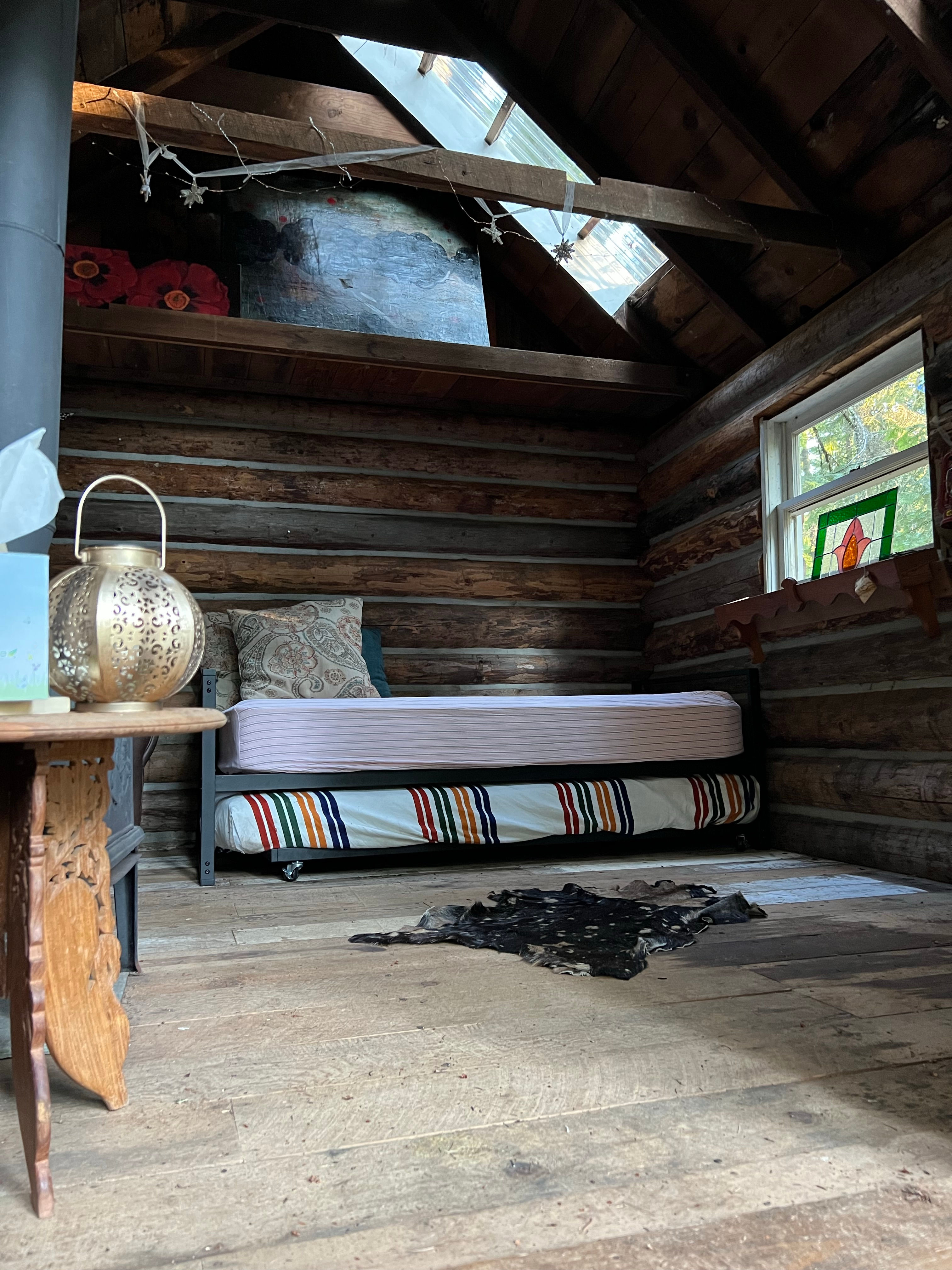 Trundle bed! New improvement as of late July :)
