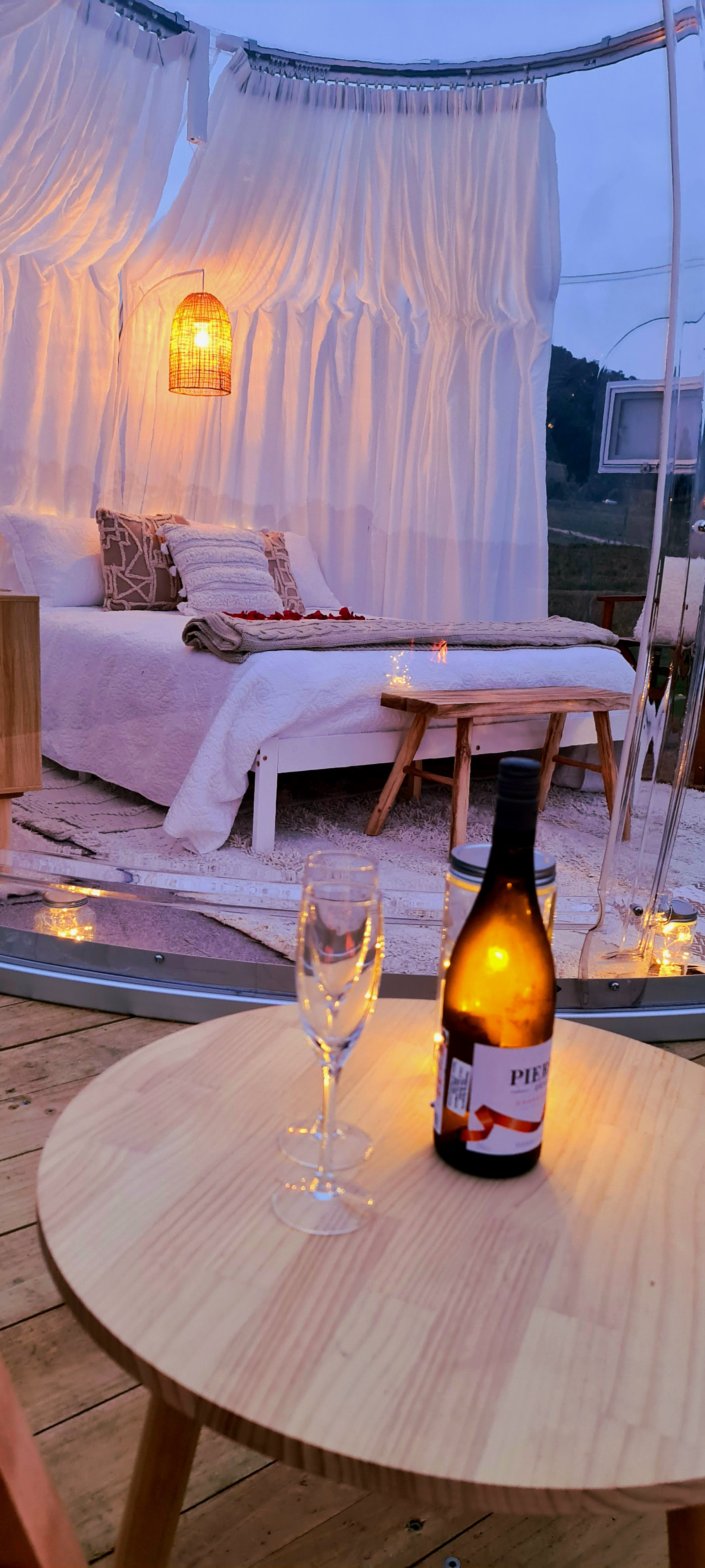 STAR GAZING BUBBLE HOTEL
