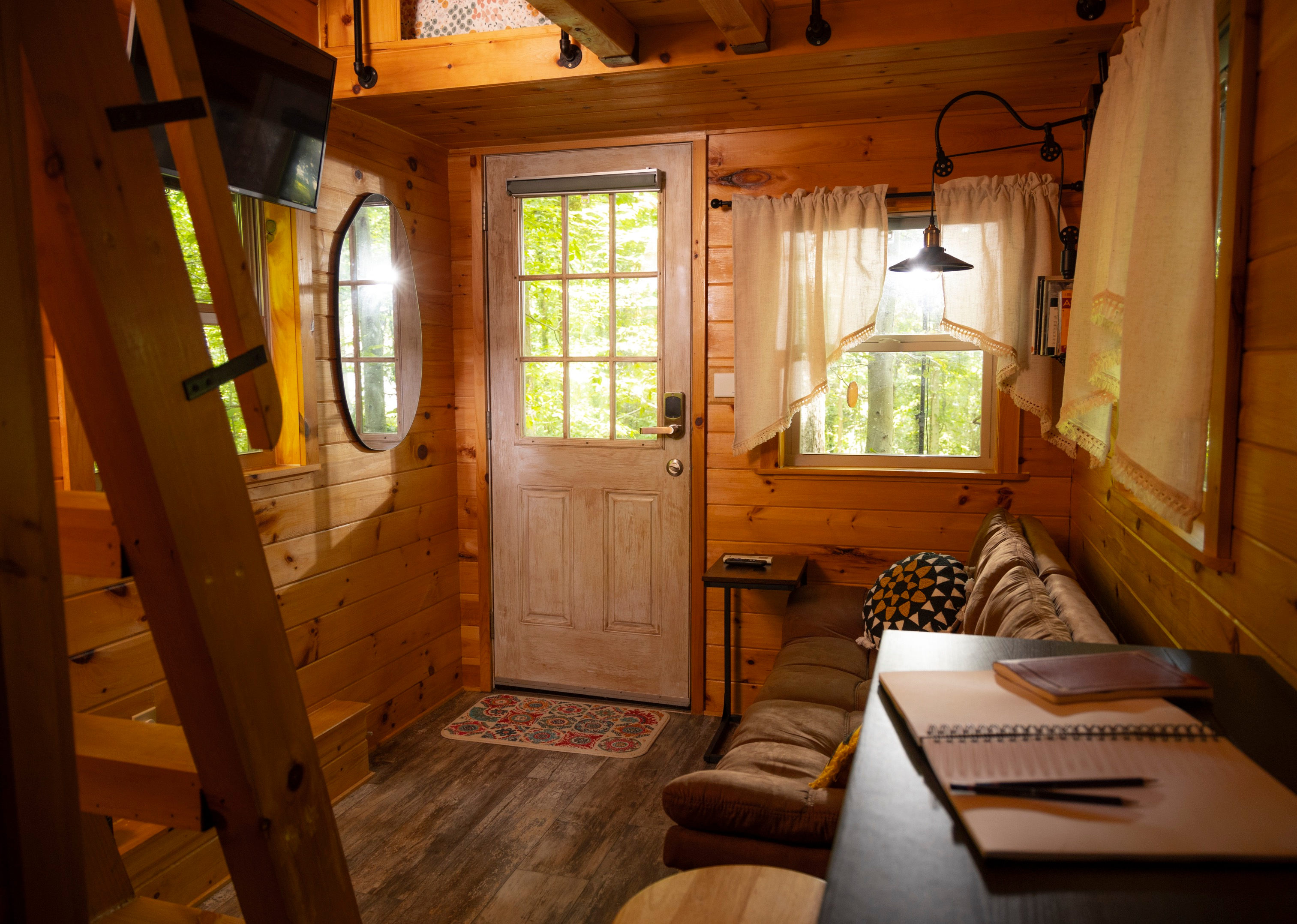 The Urban Forest Retreat Tinyhouse
