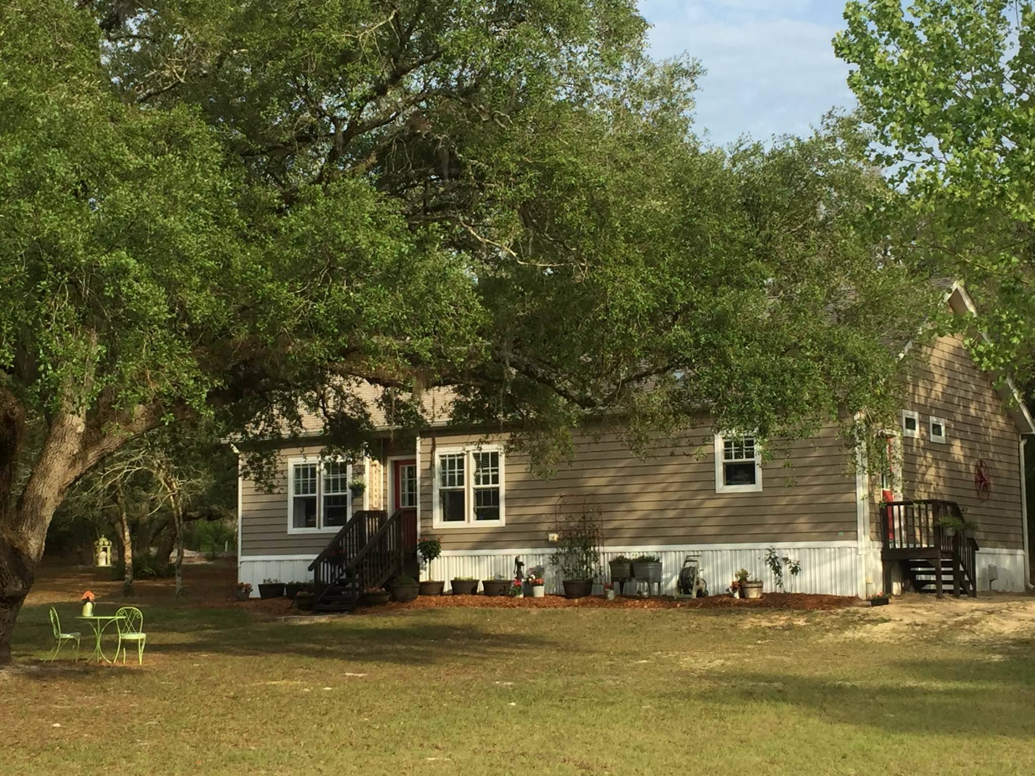 Owners live on property for safety and fast attention to issues. 