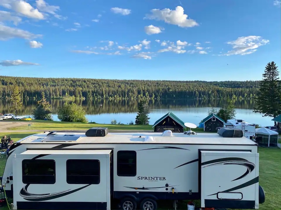 Martens Resort on Timothy Lake