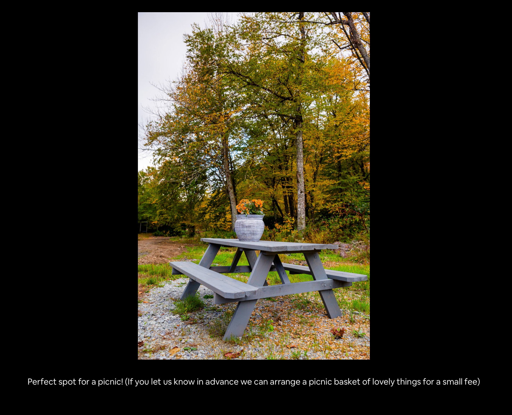 Multiple outdoors dining options (both covered and uncovered) 