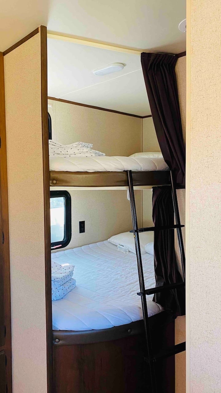 Beautiful Sunrise & Sunset RV