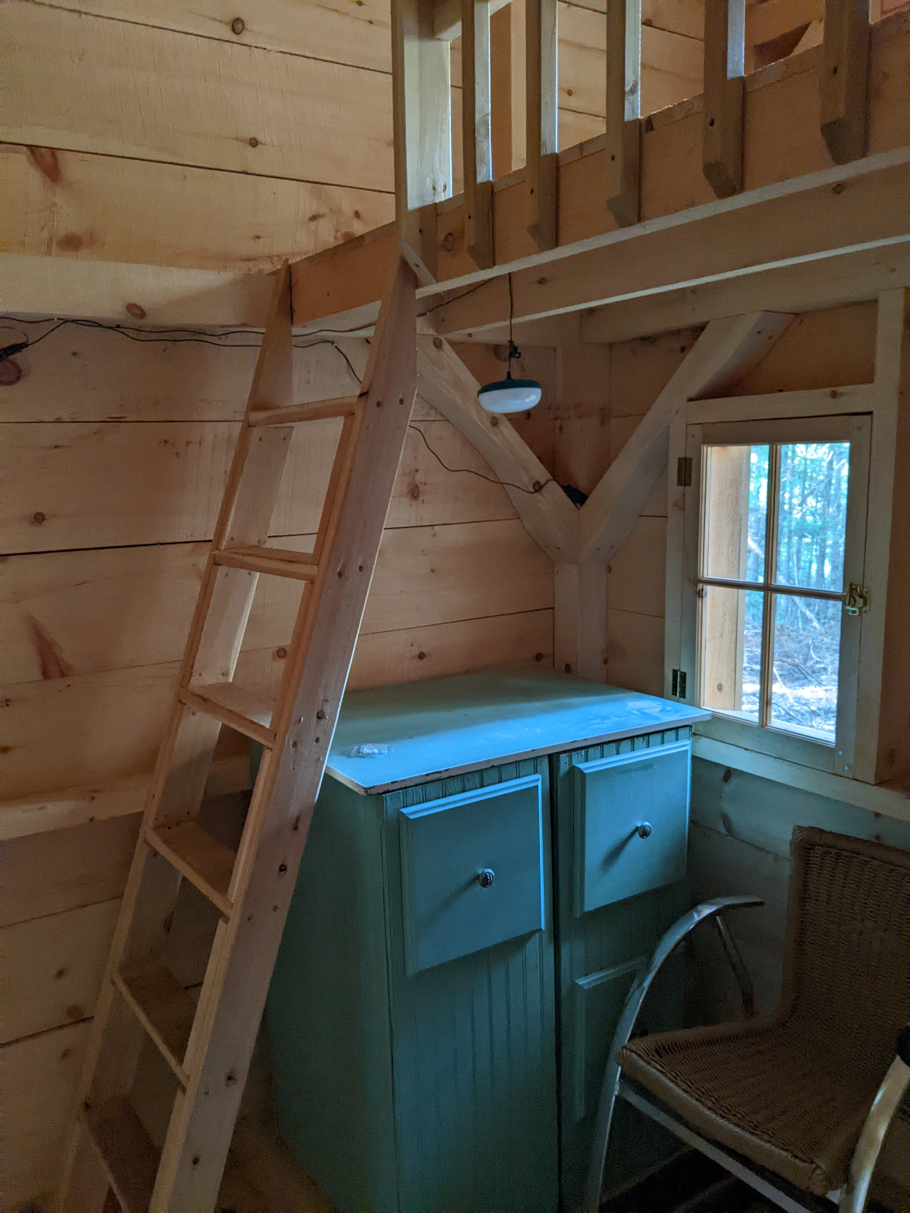 Off -Grid Forest Retreat