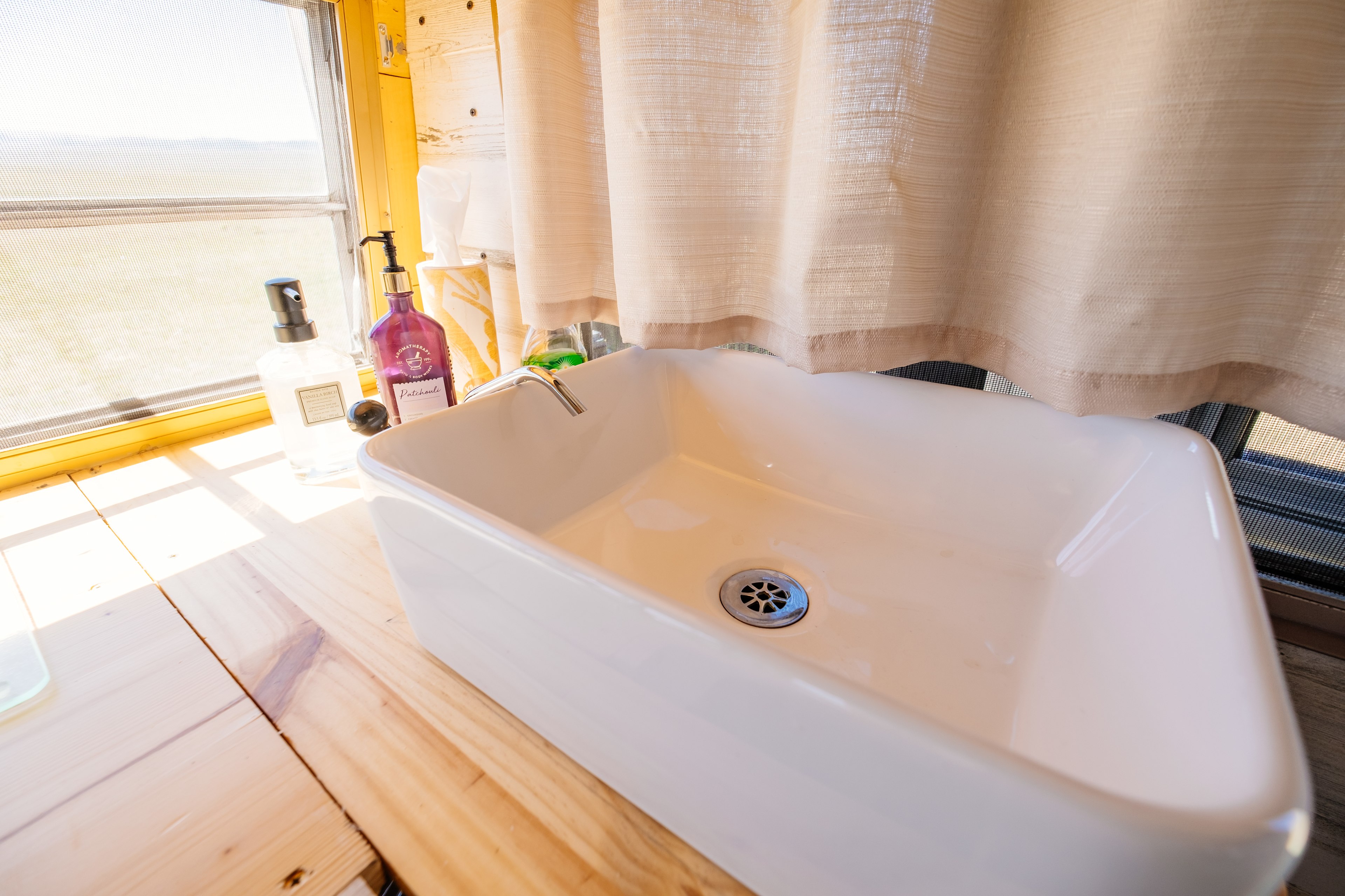 sink with pump faucet