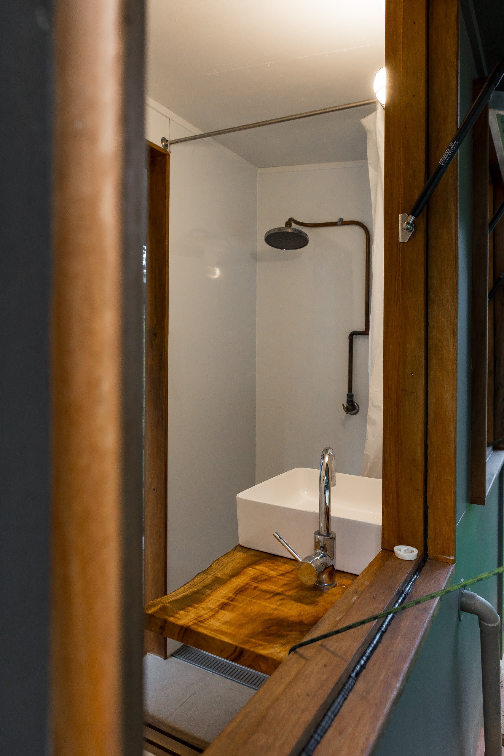 Creek Side Shepherds Hut Rail Trail