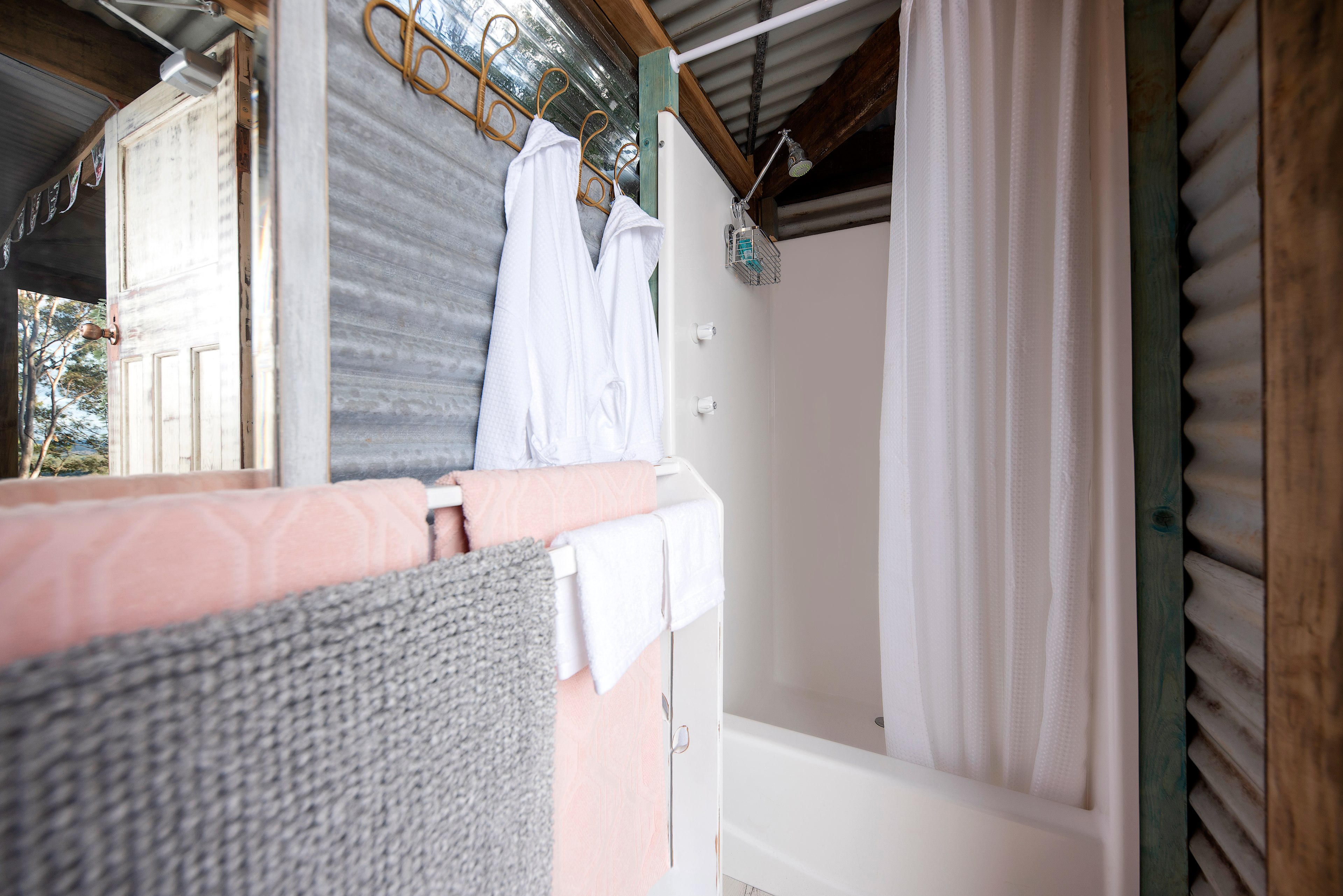 Nine Mountains Glamping