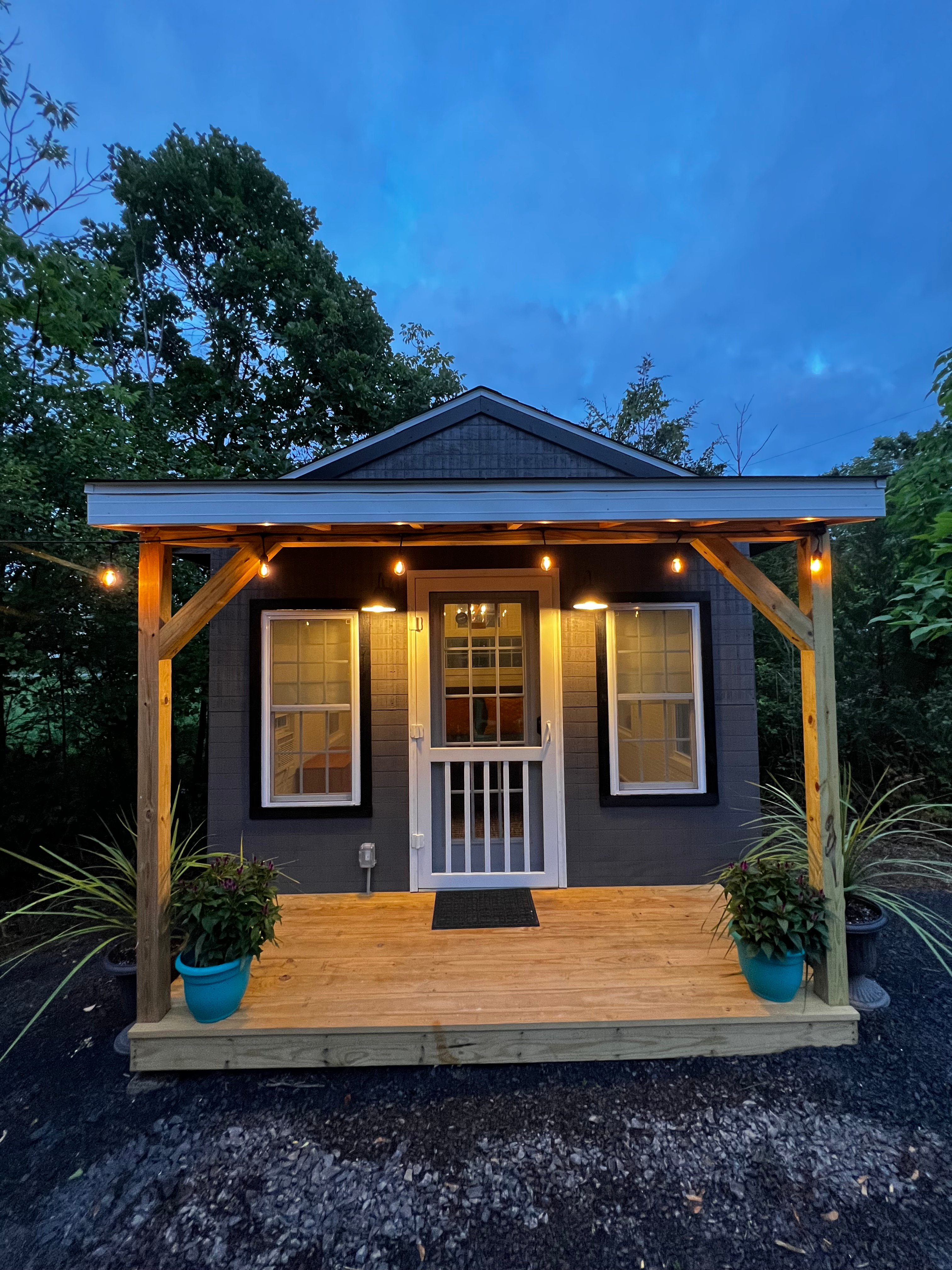 Sexy Little Cabin in Saugerties, NY