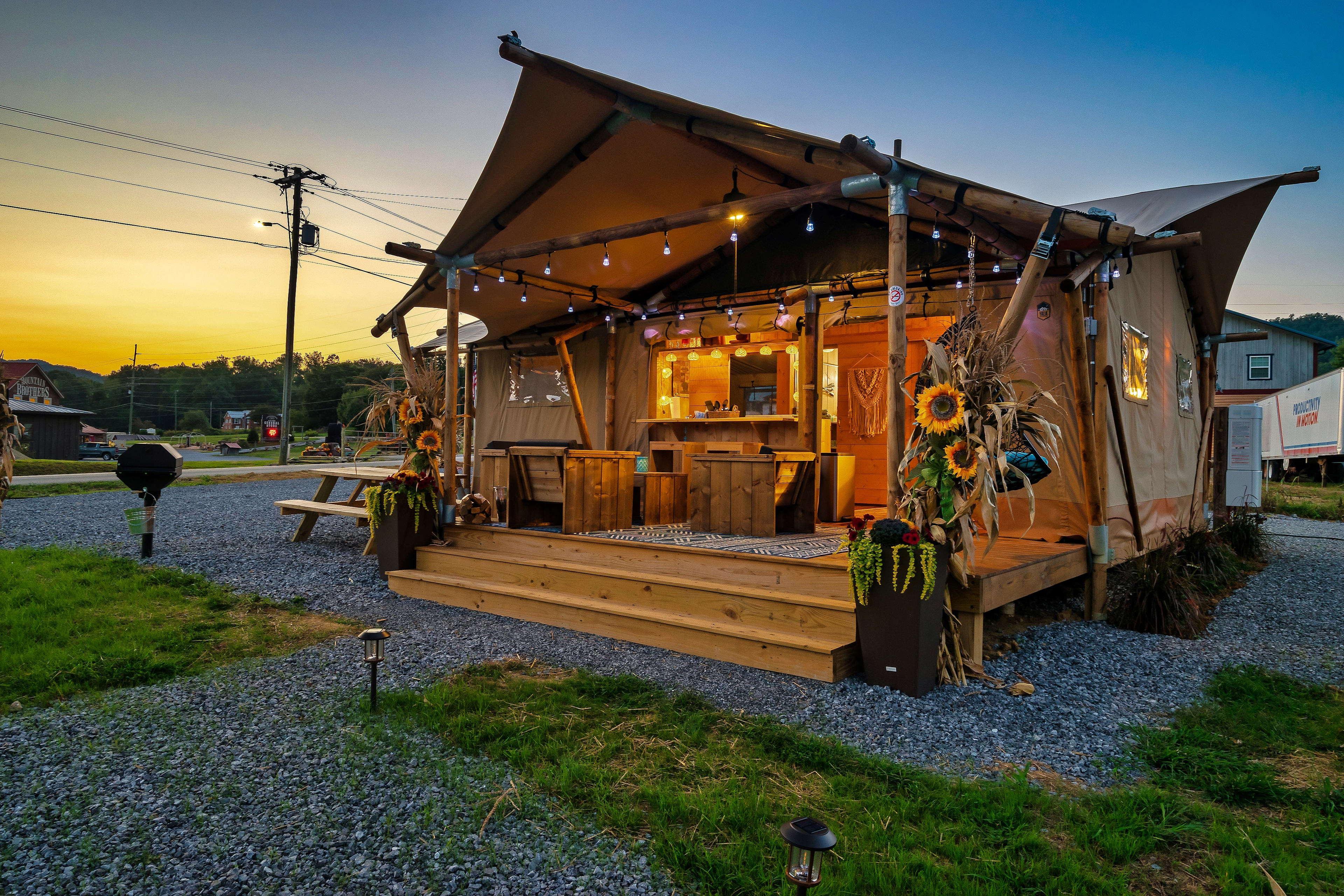 Star Gazer Stays Glamping Village