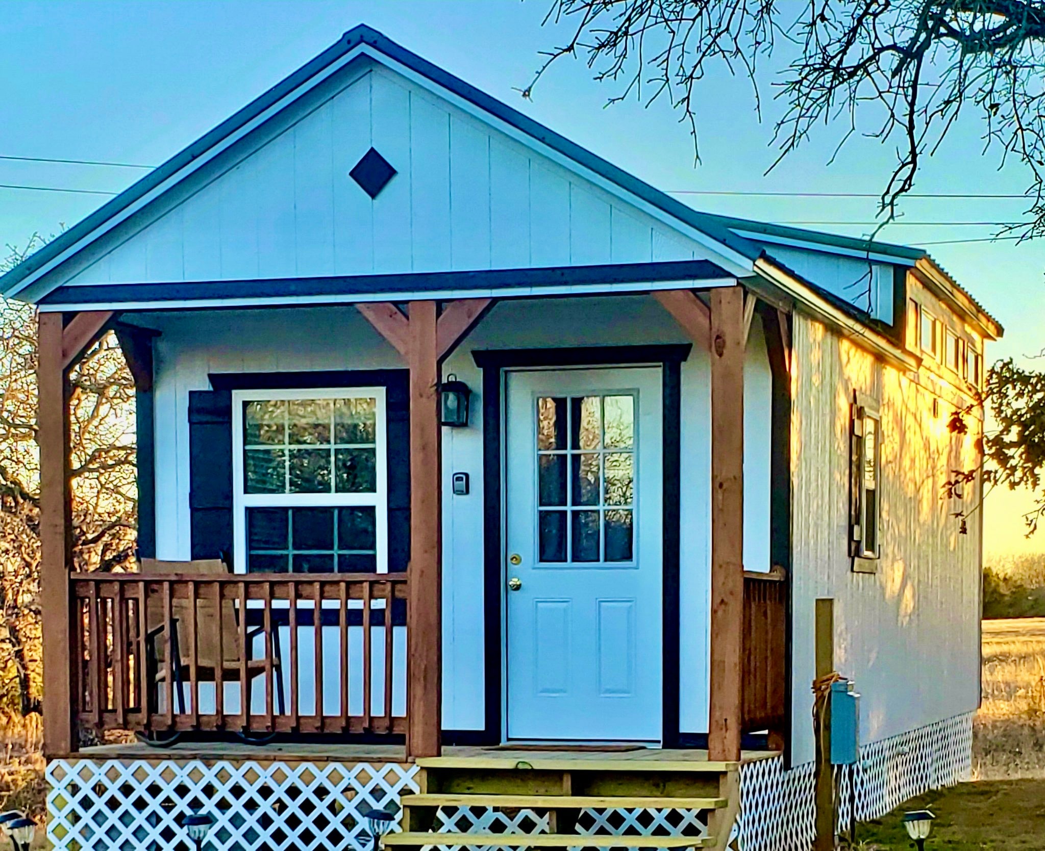 Wild Rose Tiny Home 6 (6 people)