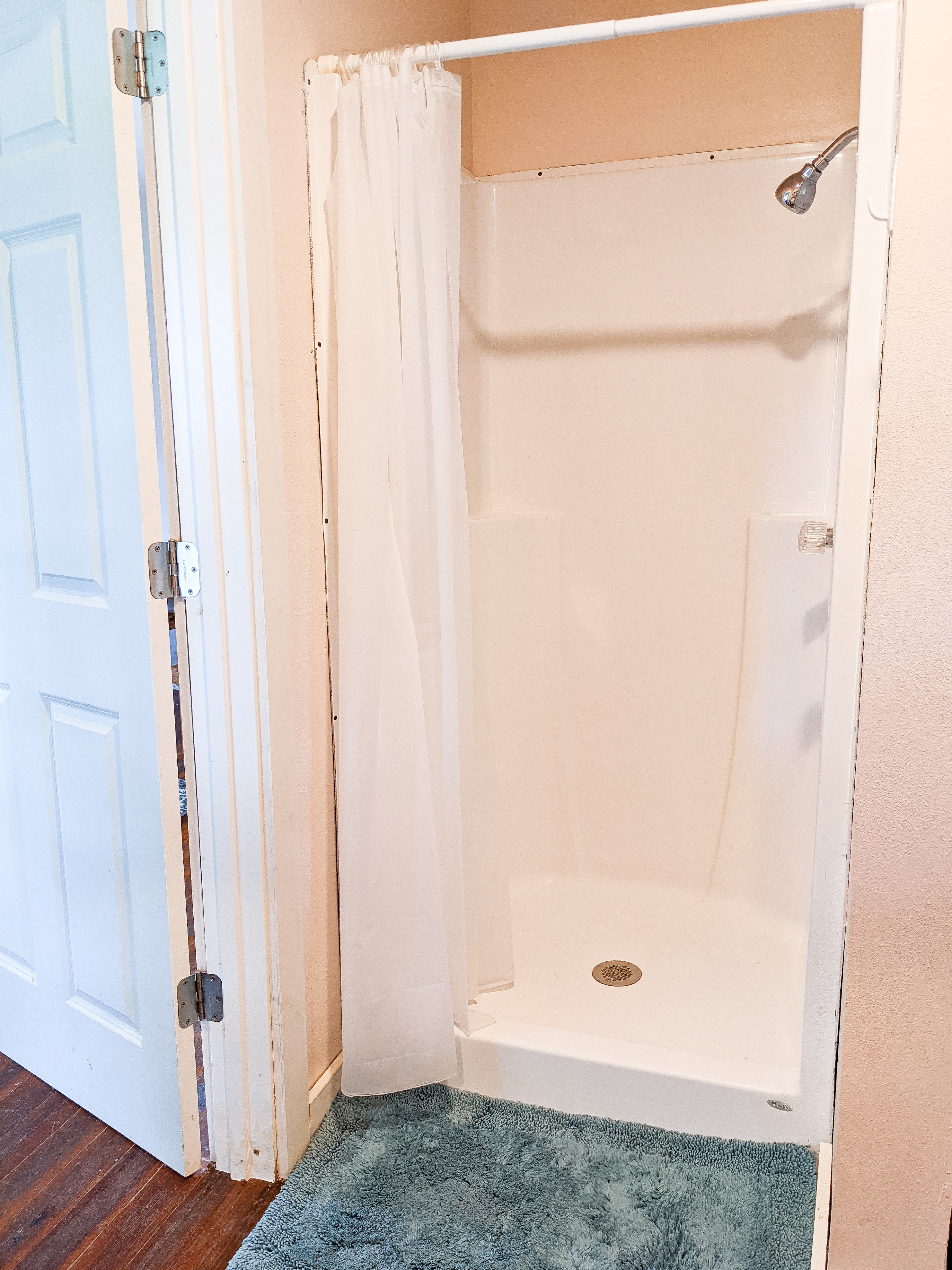 Black Oak Tiny Cabin