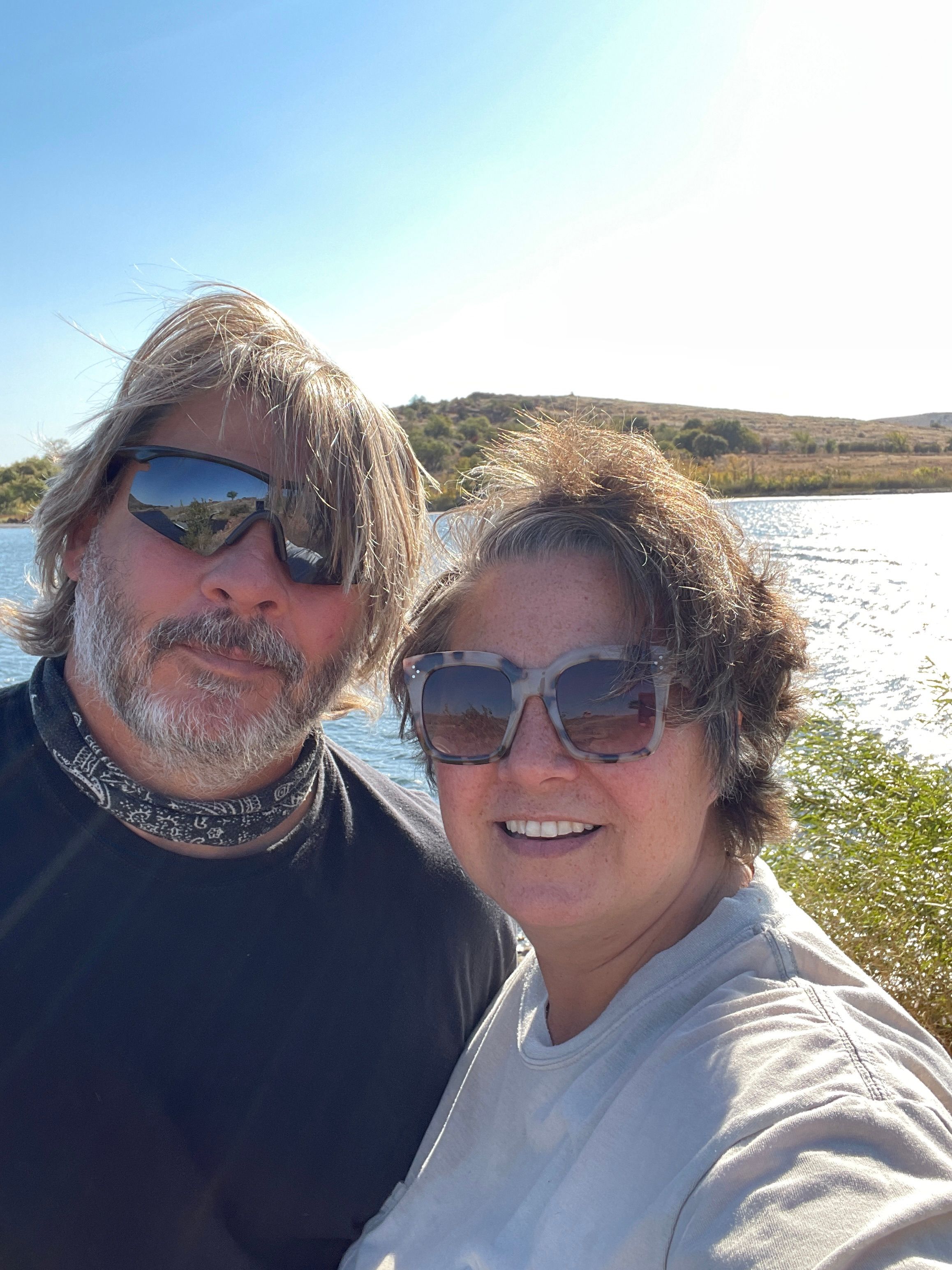 Paradise Valley Outlanders Plot