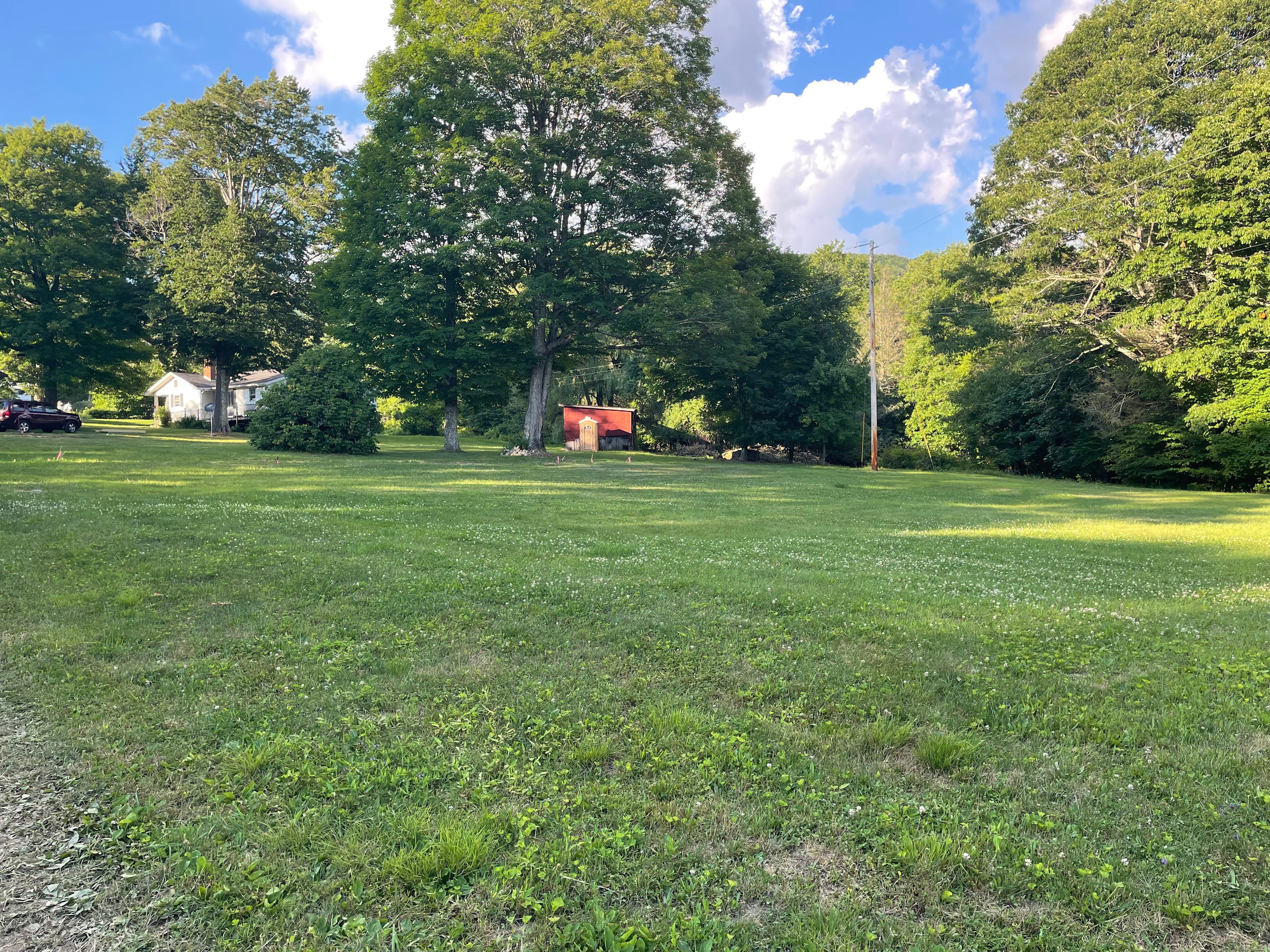 Whitetop Camp / Easy Level Access!