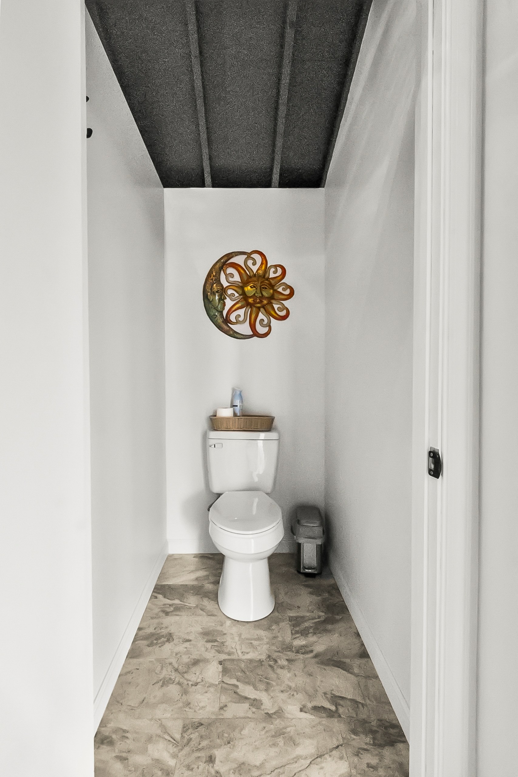 Outdoor restrooms with 3 flushing toilets