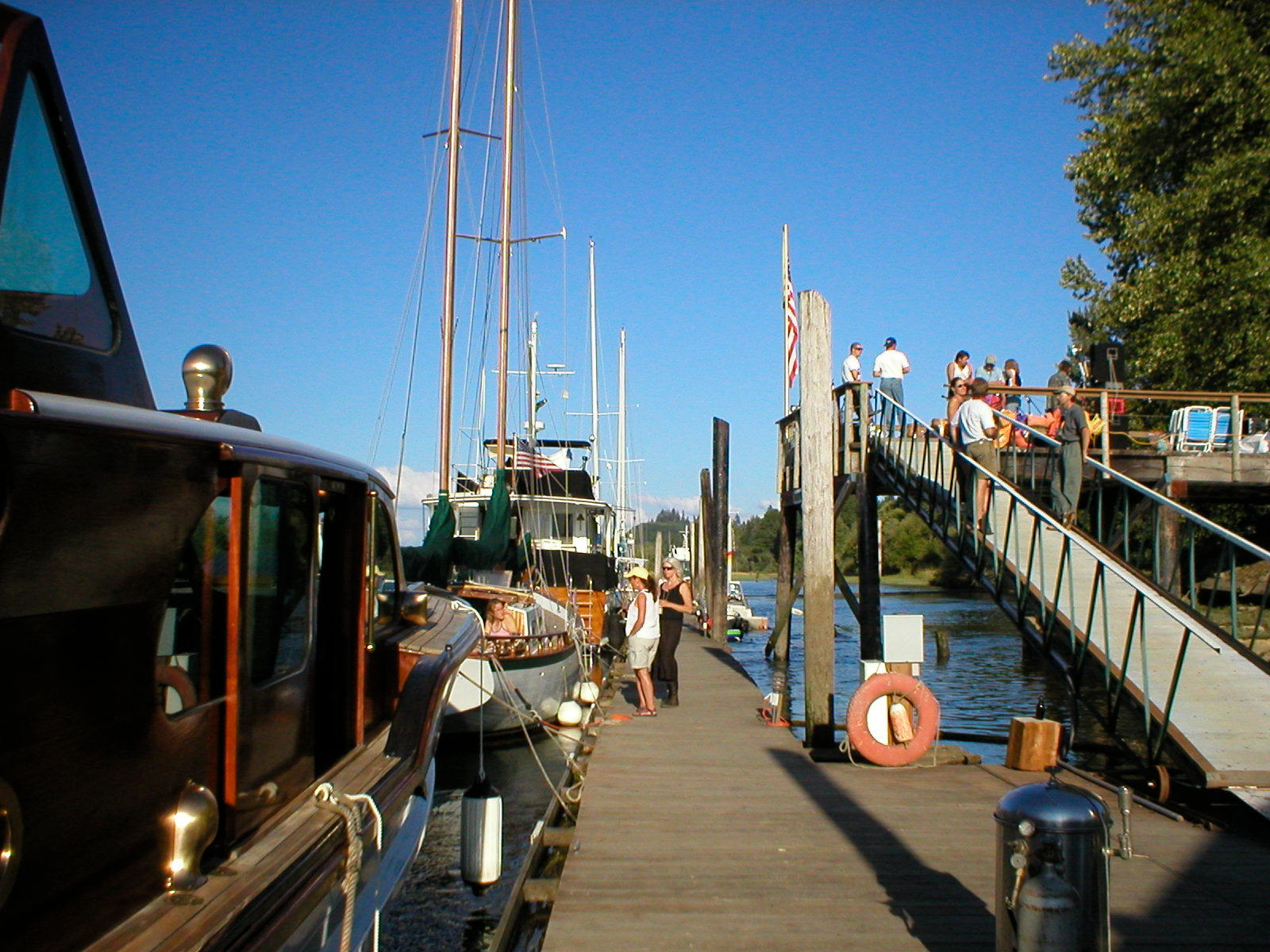 1,000 feet of dock along with a pier, deck and pier kitchen are available to enjoy.